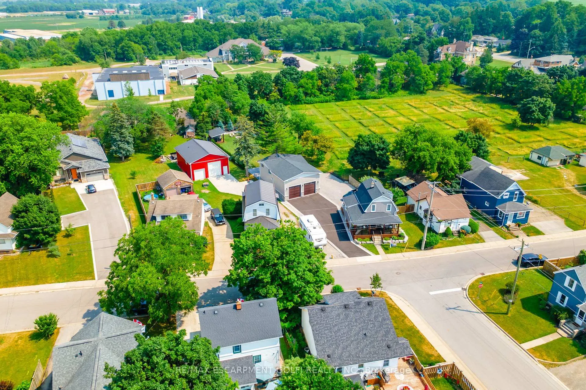 Photo 43 of 4279 East Avenue, Lincoln, Beamsville — HOMEH