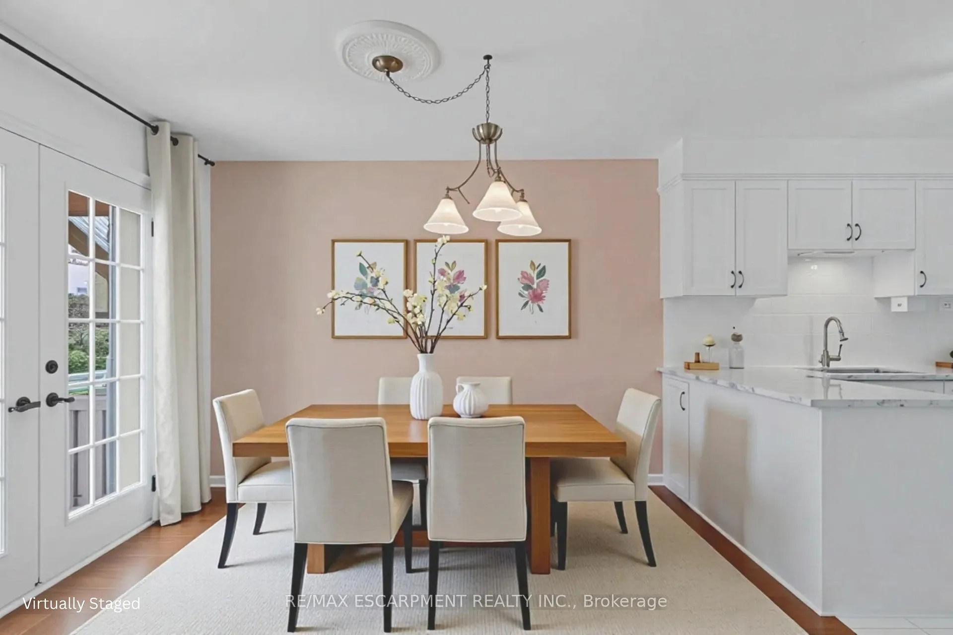 Photo 13 of 57 Pinewoods Drive, Hamilton, Stoney Creek Mountain — HOMEH