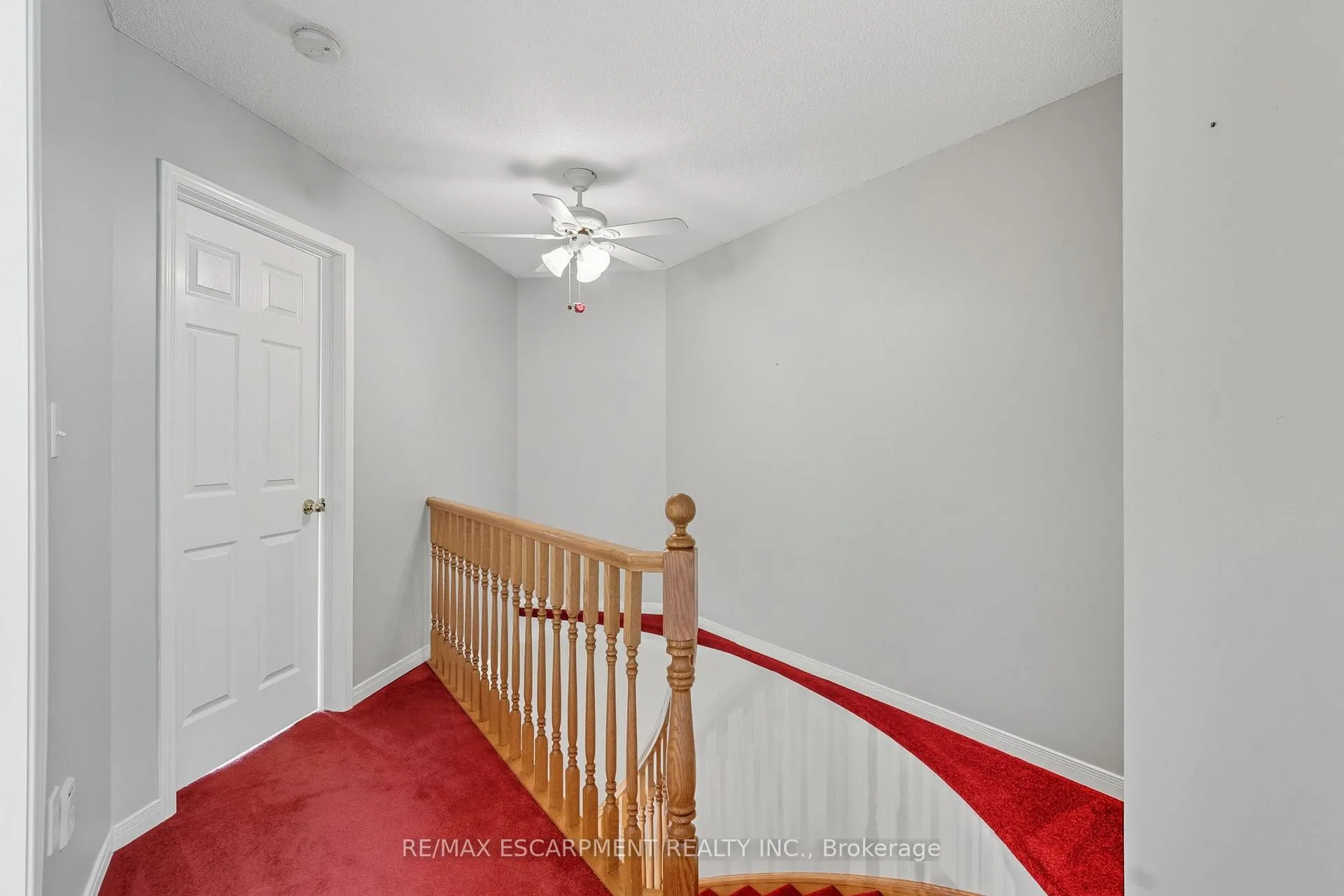 Photo 17 of 57 Pinewoods Drive, Hamilton, Stoney Creek Mountain — HOMEH