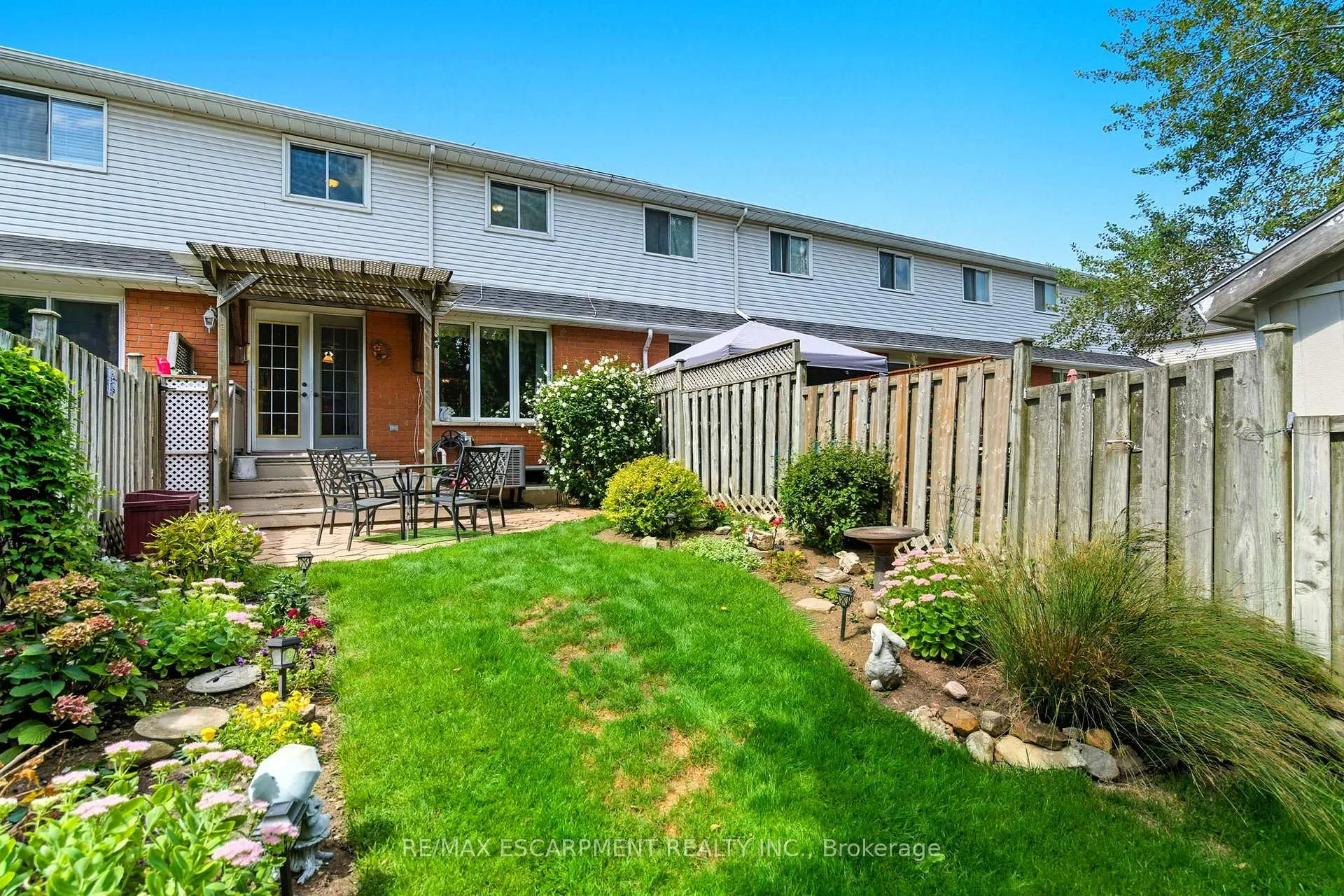 Photo 36 of 57 Pinewoods Drive, Hamilton, Stoney Creek Mountain — HOMEH