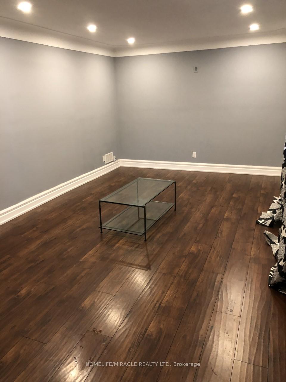 Photo 4 of Unit 1, 2021 Edinburgh Drive, Burlington, Brant — HOMEH