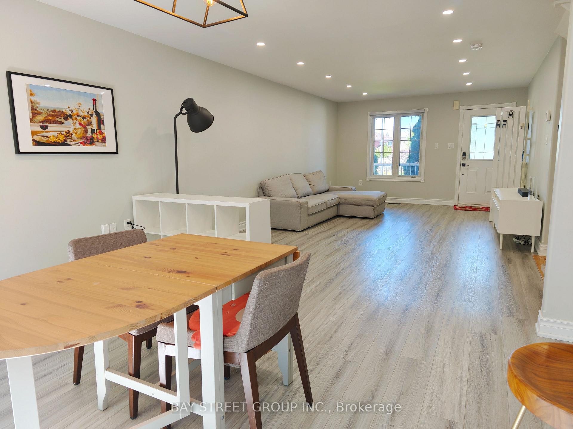 Photo 7 of 18 Wrendale Crescent, Georgina, Keswick South — HOMEH