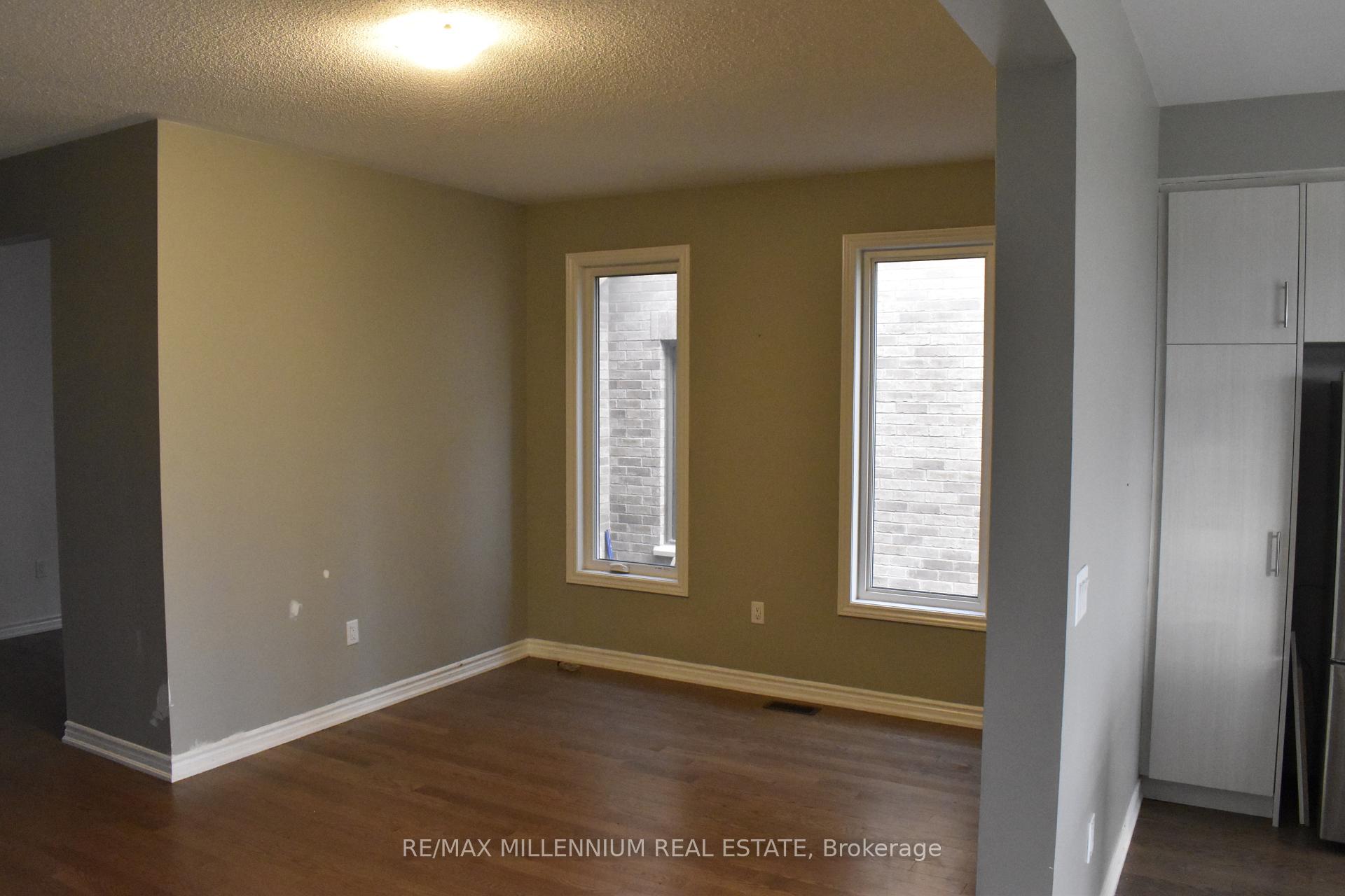 Photo 4 of 262 Madelaine Drive, Barrie, Painswick South — HOMEH