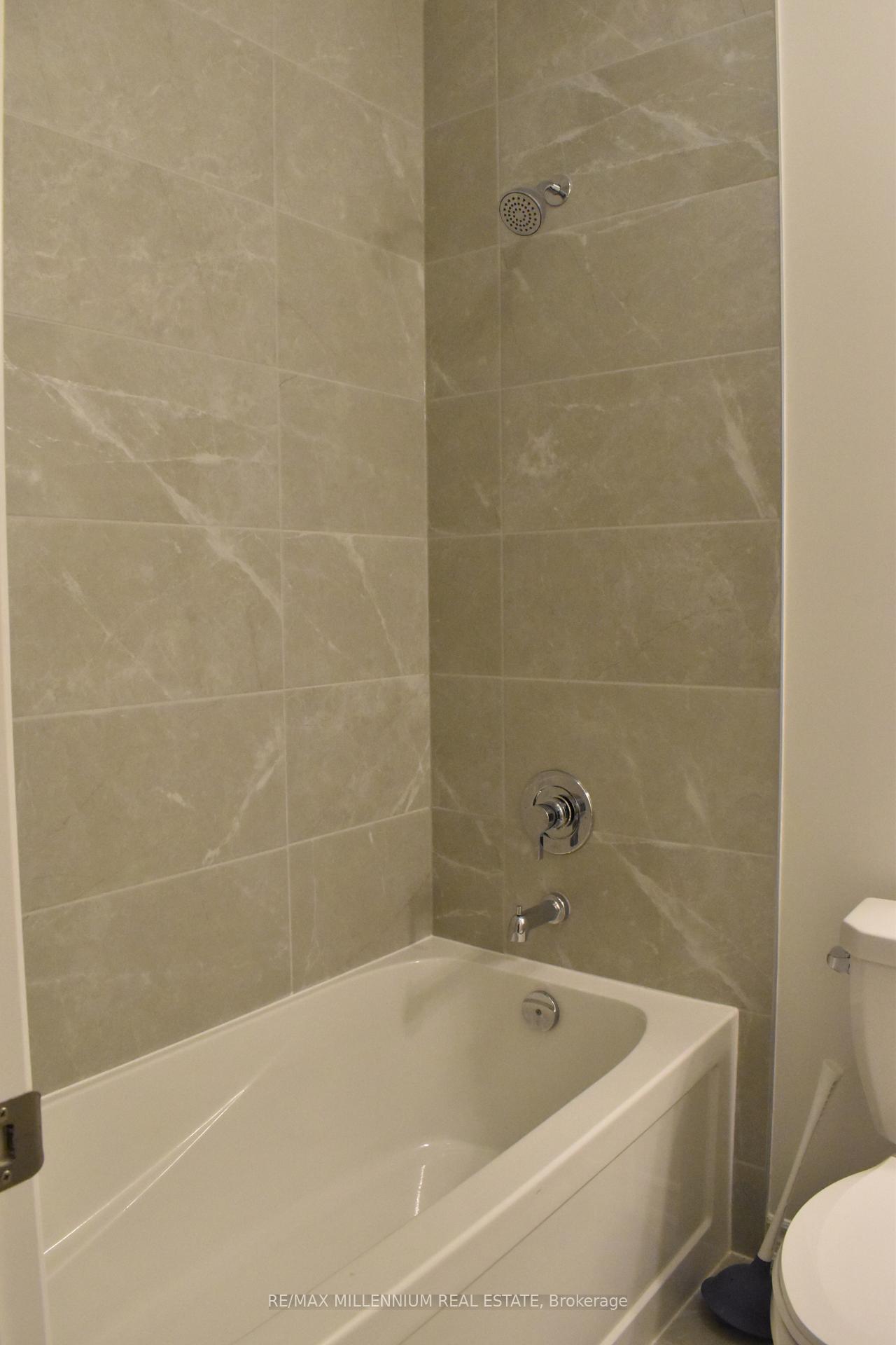 Photo 7 of 262 Madelaine Drive, Barrie, Painswick South — HOMEH