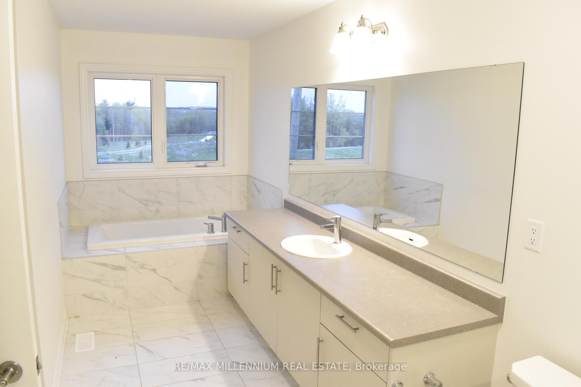 Photo 17 of 262 Madelaine Drive, Barrie, Painswick South — HOMEH