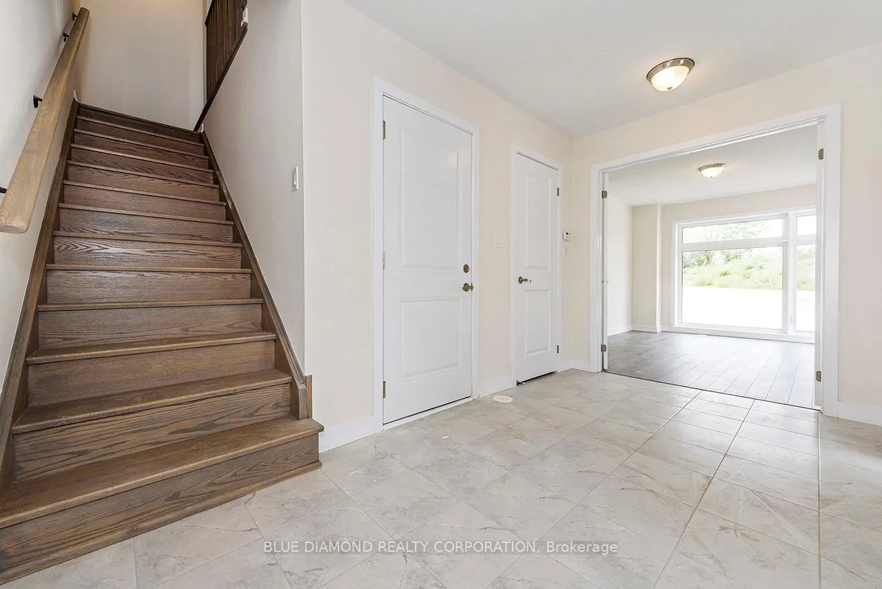 Photo 2 of 49 Kintall Way, Vaughan, Steeles West Industrial — HOMEH