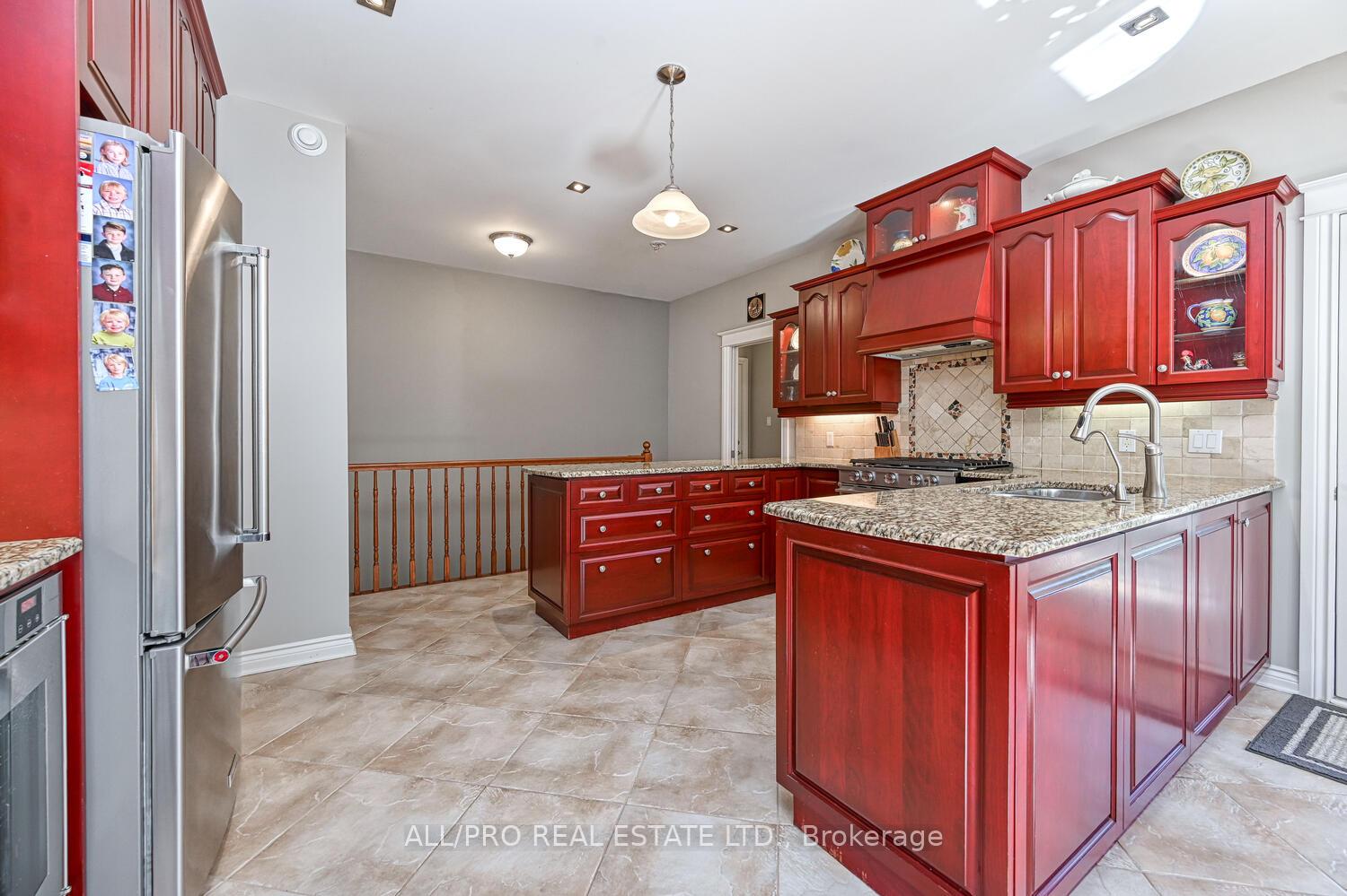 Photo 12 of 1238 Tintern Drive W, Ottawa, Greely — HOMEH