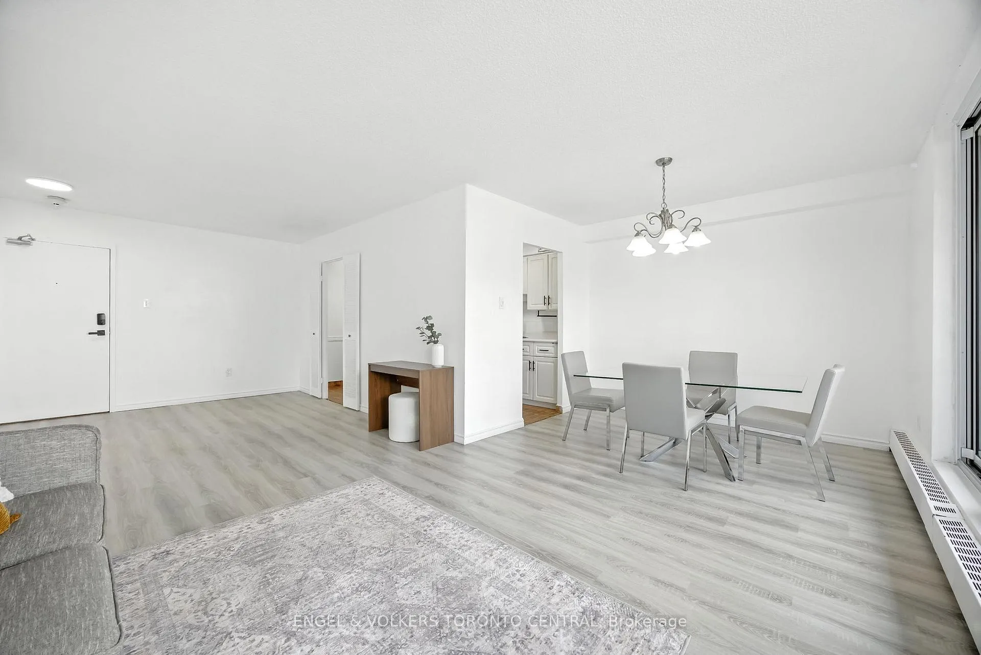 Photo 17 of Unit 910, 1210 Radom Street, Pickering, Bay Ridges — HOMEH