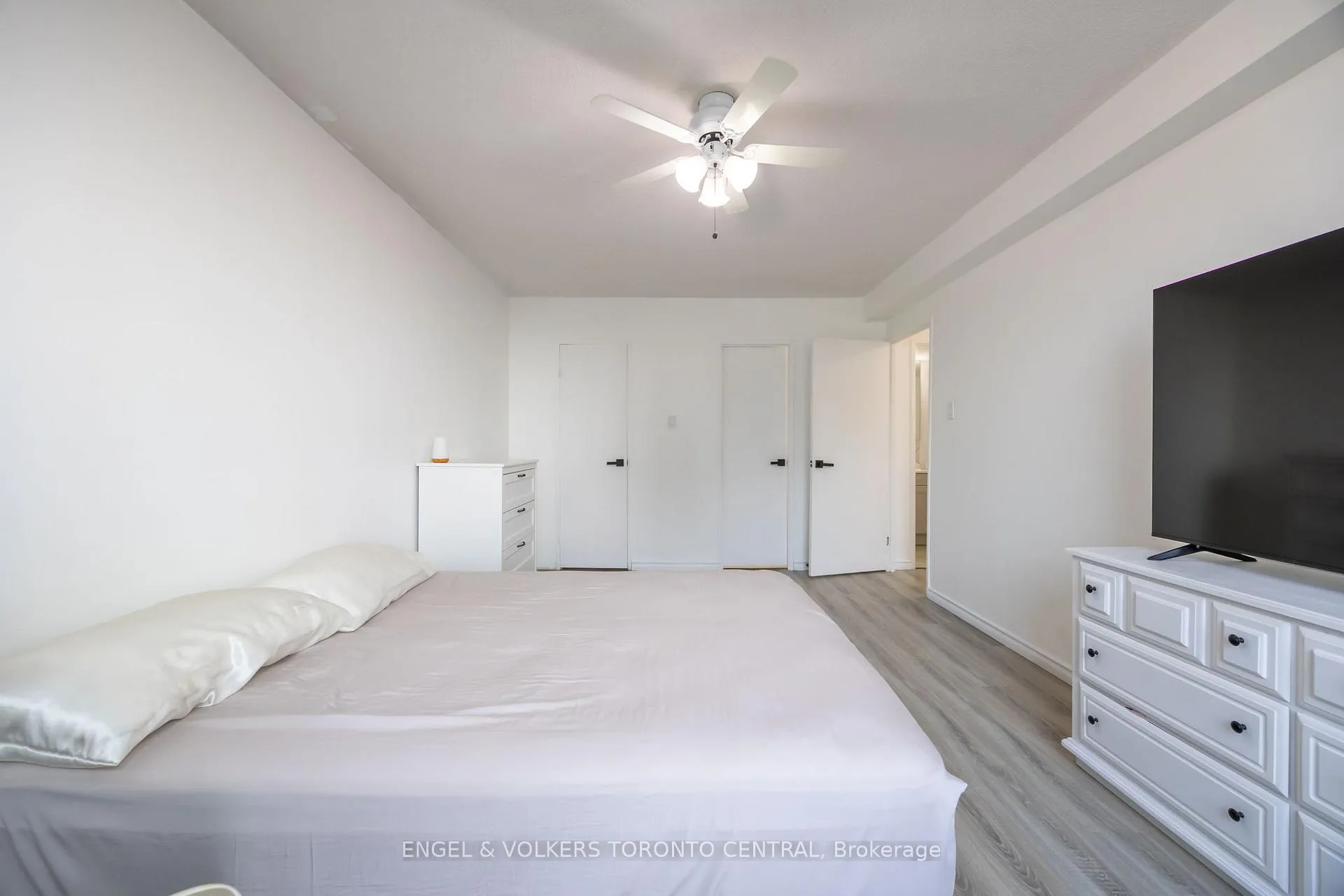 Photo 24 of Unit 910, 1210 Radom Street, Pickering, Bay Ridges — HOMEH