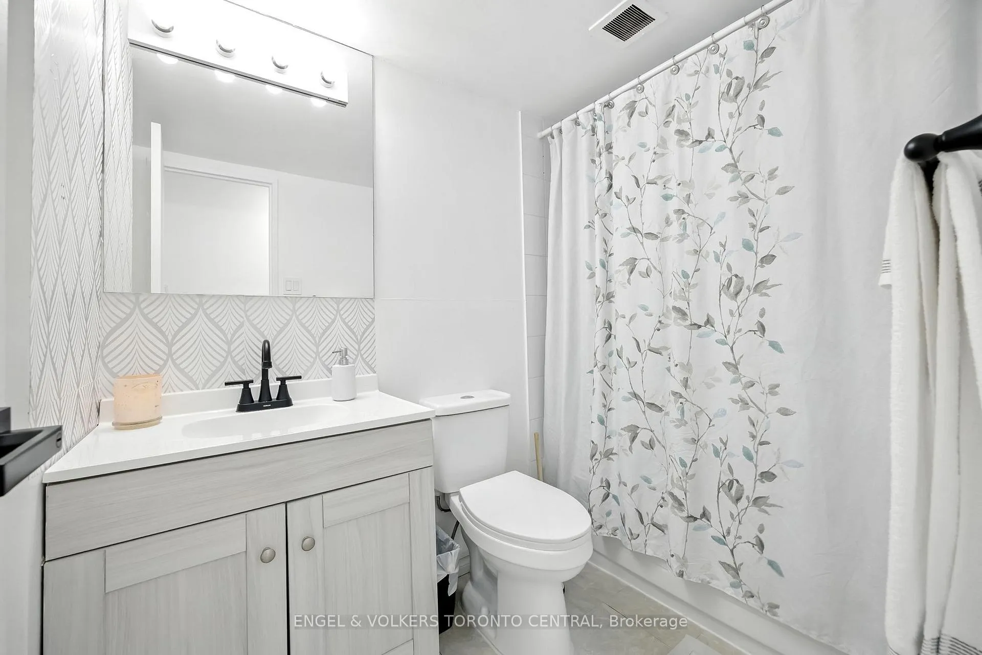 Photo 28 of Unit 910, 1210 Radom Street, Pickering, Bay Ridges — HOMEH