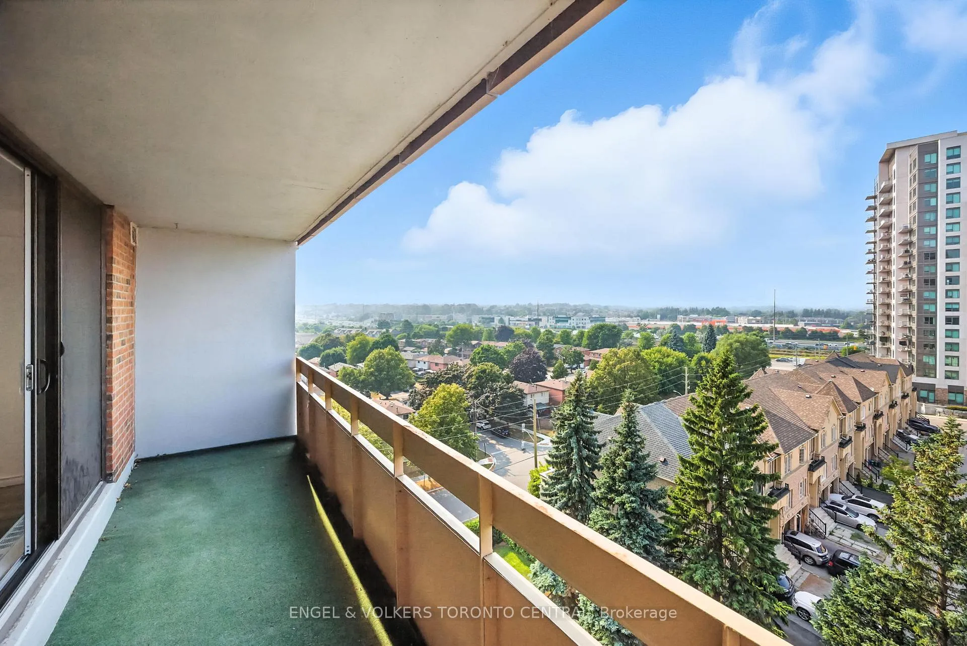 Photo 36 of Unit 910, 1210 Radom Street, Pickering, Bay Ridges — HOMEH