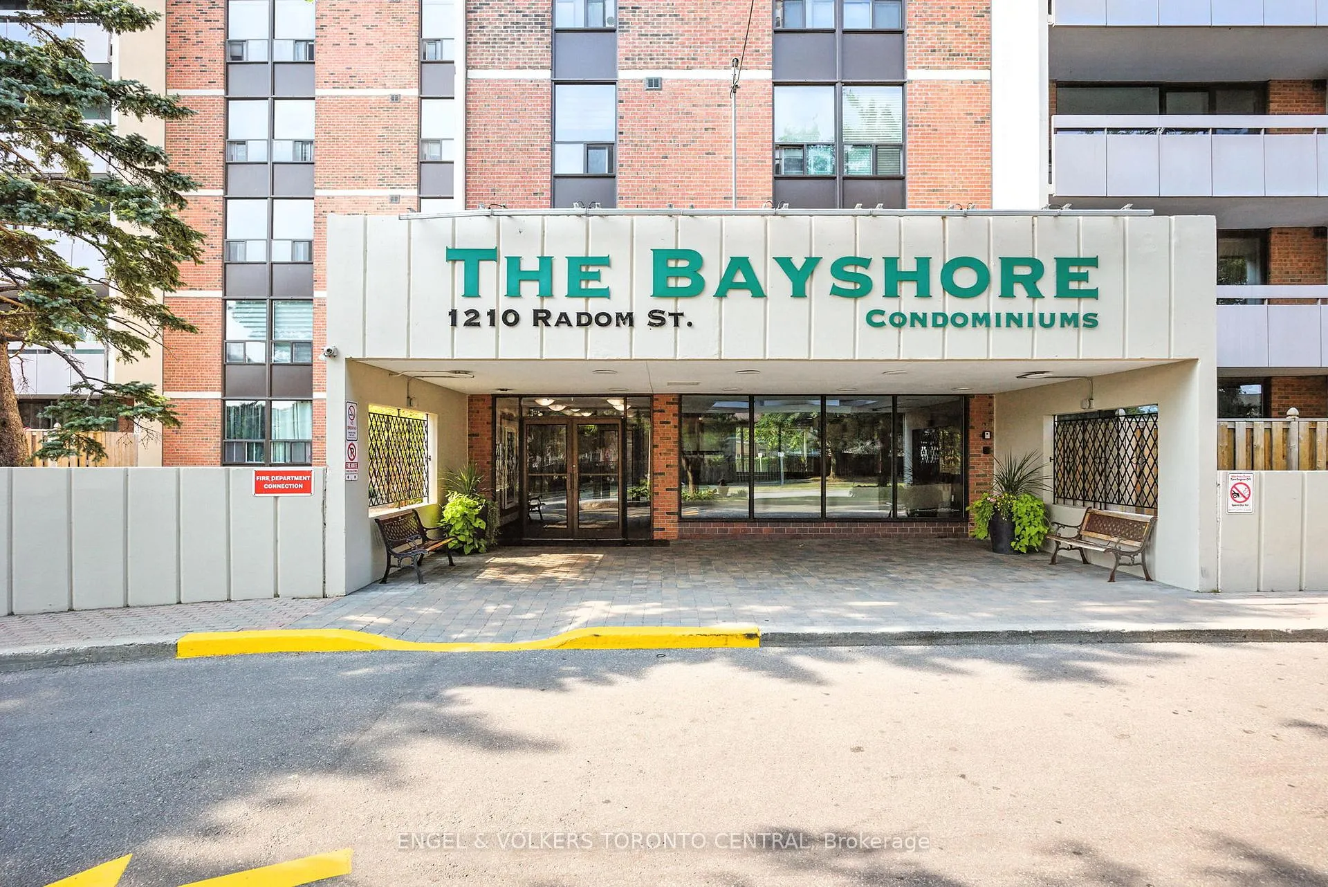 Photo 41 of Unit 910, 1210 Radom Street, Pickering, Bay Ridges — HOMEH
