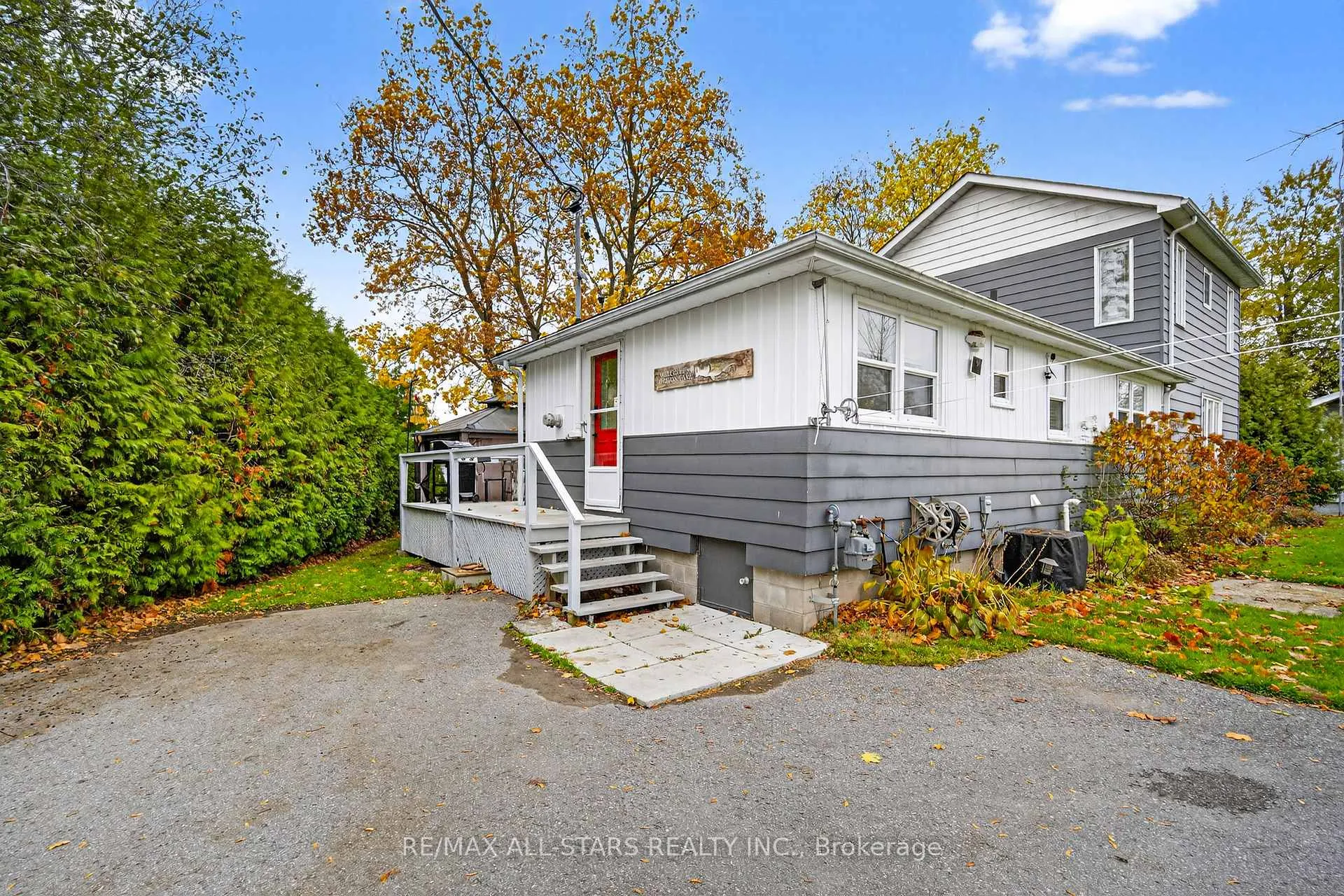 Photo 5 of 19 Charlotte Crescent, Kawartha Lakes, Omemee — HOMEH
