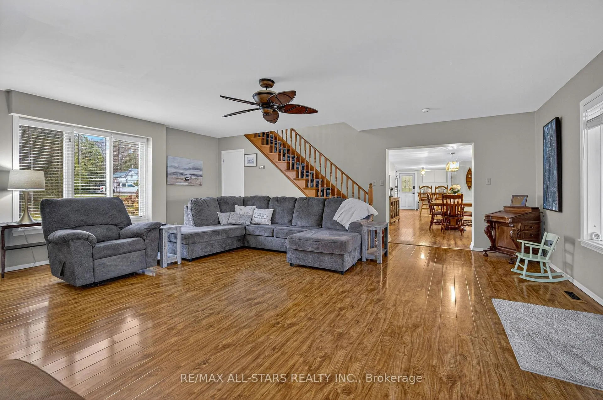 Photo 14 of 19 Charlotte Crescent, Kawartha Lakes, Omemee — HOMEH