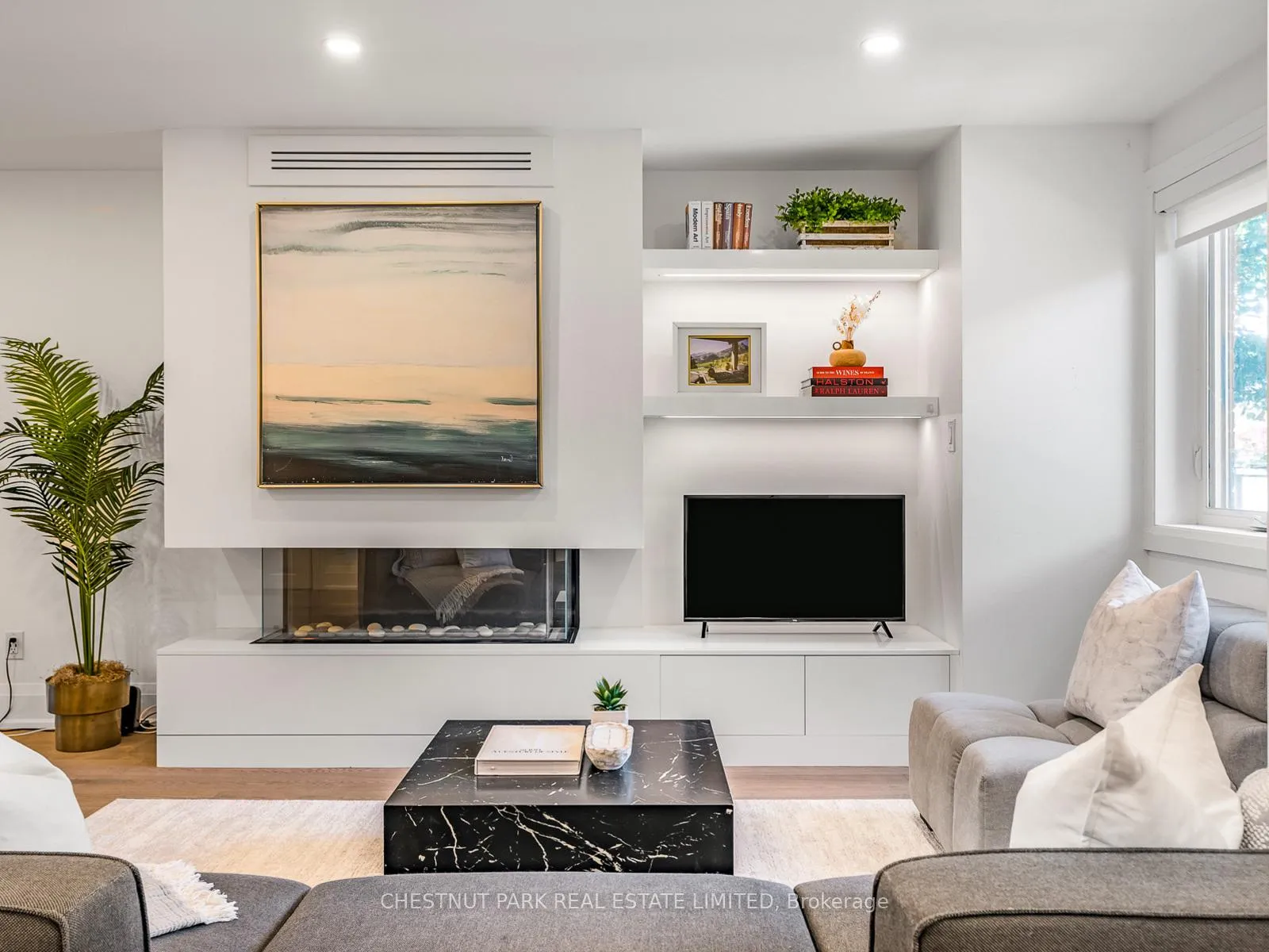 Photo 6 of 629 Duplex Avenue, Toronto, Lawrence Park South — HOMEH