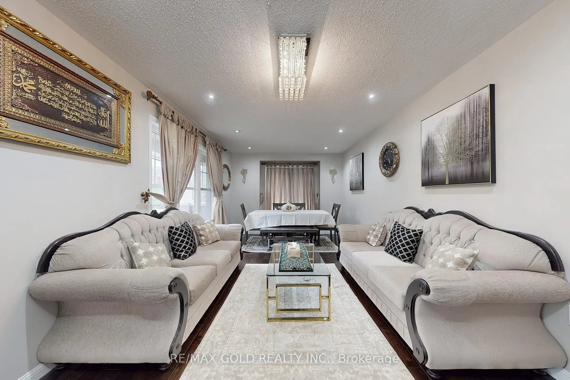 Photo 3 of 933 Raftis Crescent, Milton, Coates — HOMEH