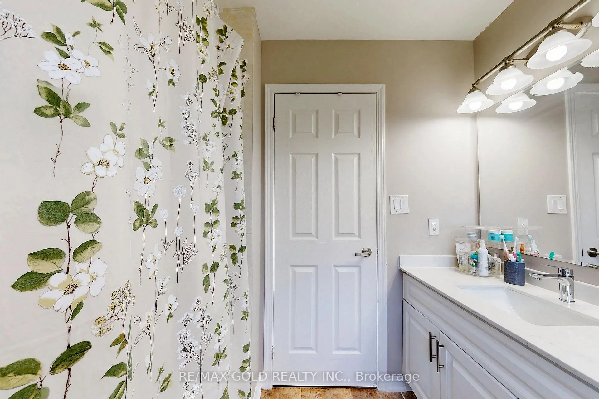 Photo 28 of 933 Raftis Crescent, Milton, Coates — HOMEH