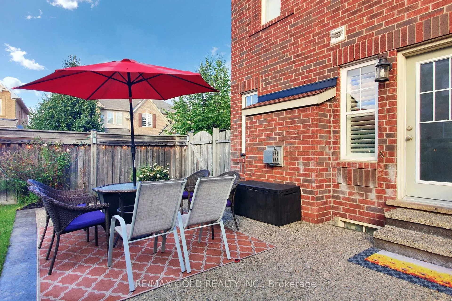 Photo 43 of 933 Raftis Crescent, Milton, Coates — HOMEH