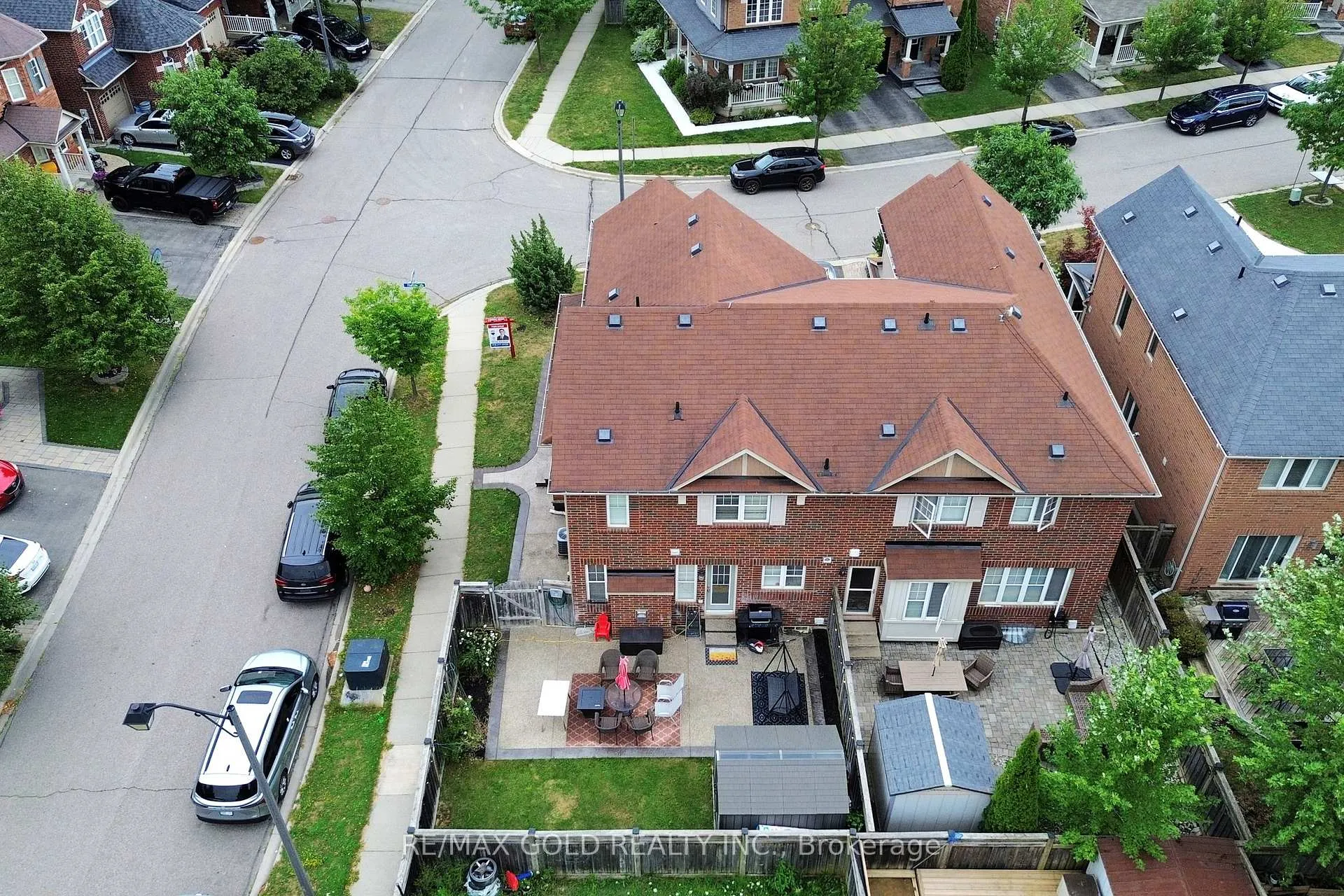 Photo 48 of 933 Raftis Crescent, Milton, Coates — HOMEH