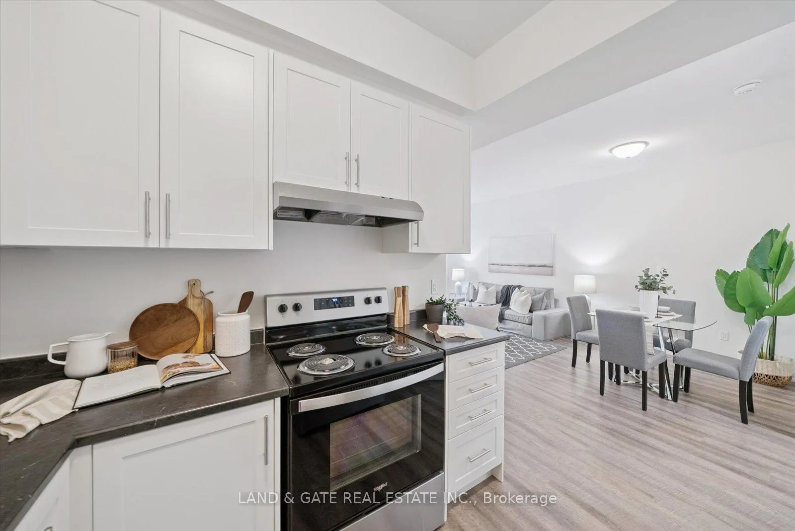 Photo 17 of Unit 6, 223 Albert Street, Oshawa, Central — HOMEH