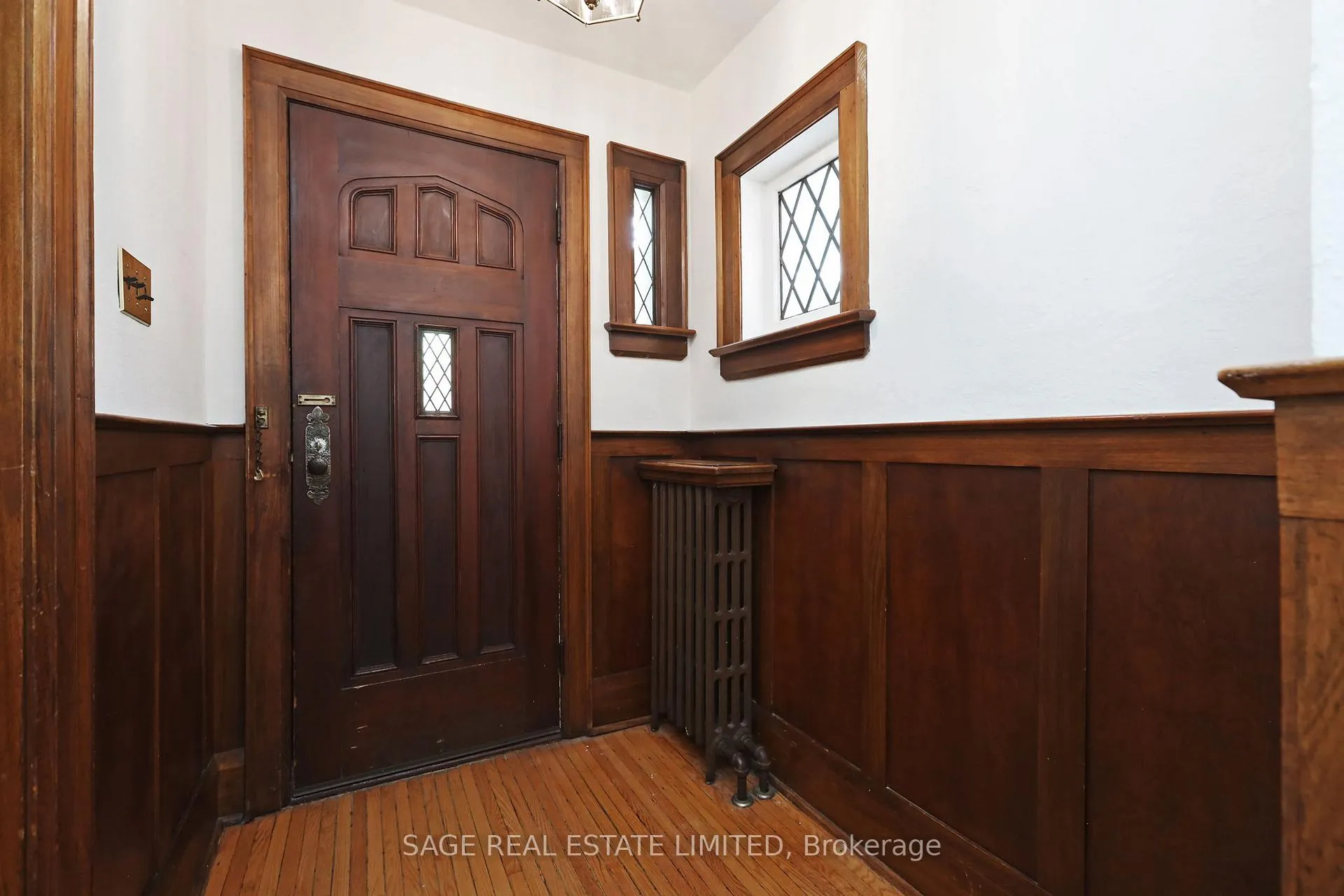 Photo 2 of 61 Banff Road, Toronto, Mount Pleasant East — HOMEH