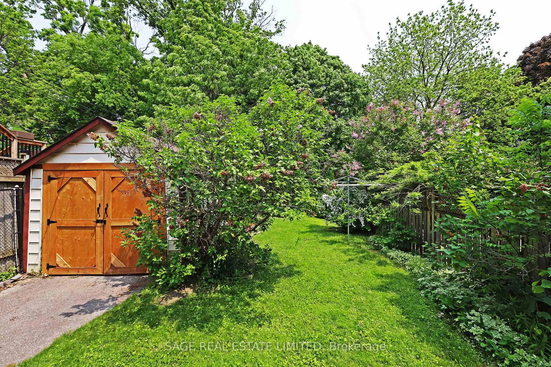 Photo 28 of 61 Banff Road, Toronto, Mount Pleasant East — HOMEH