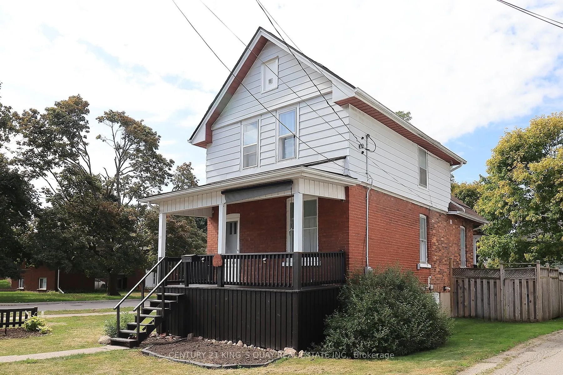 Photo 2 of 51 Albert Street S, Kawartha Lakes, Lindsay — HOMEH