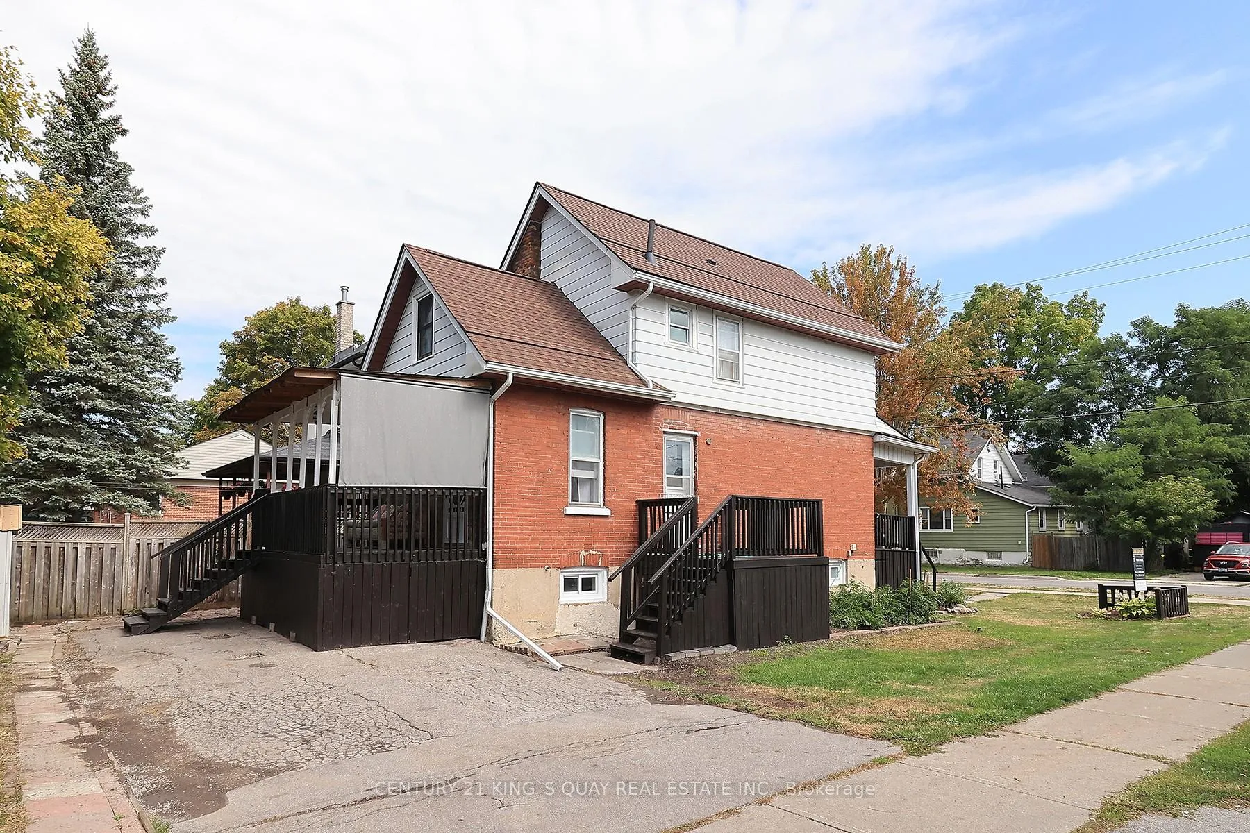 Photo 5 of 51 Albert Street S, Kawartha Lakes, Lindsay — HOMEH