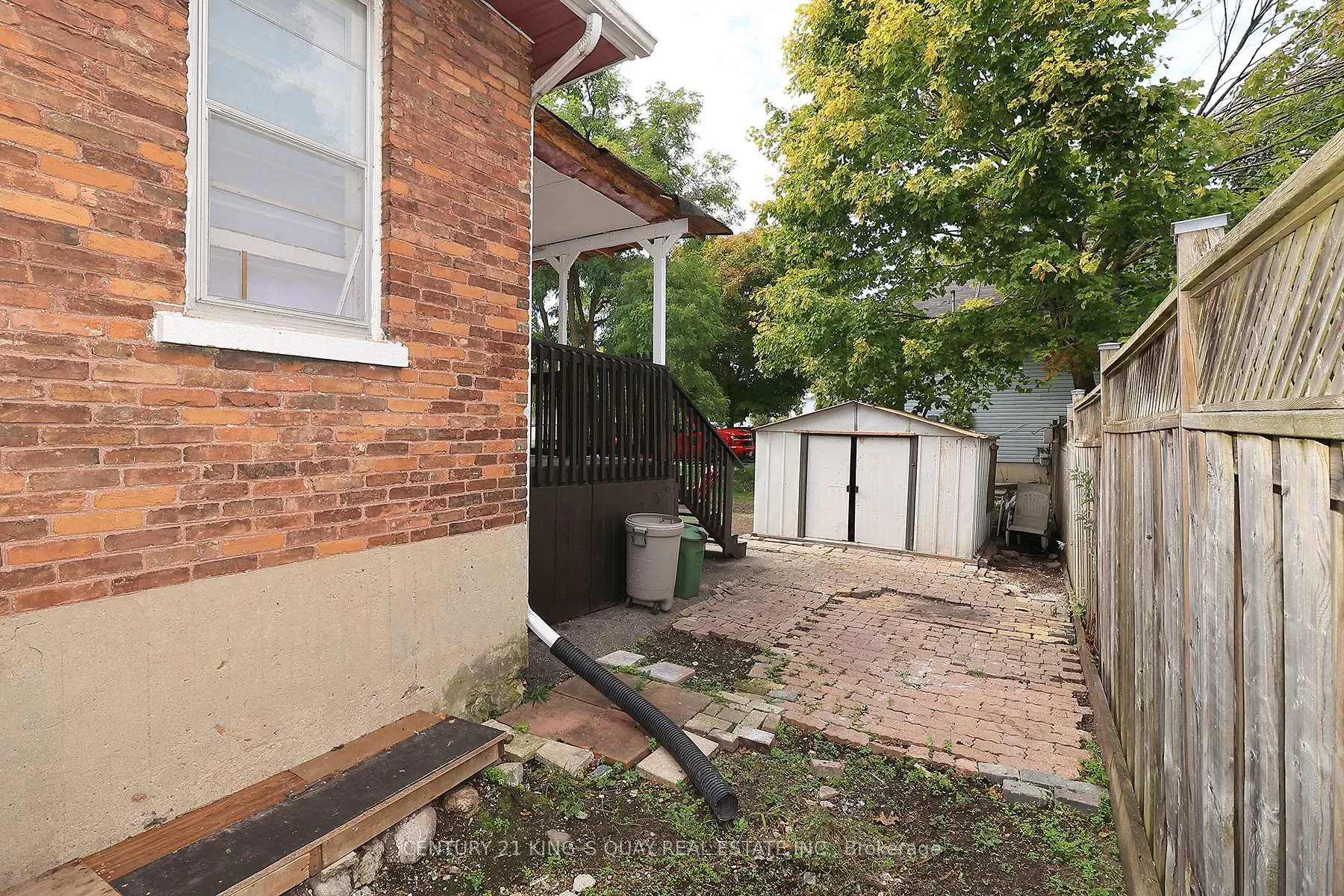 Photo 9 of 51 Albert Street S, Kawartha Lakes, Lindsay — HOMEH