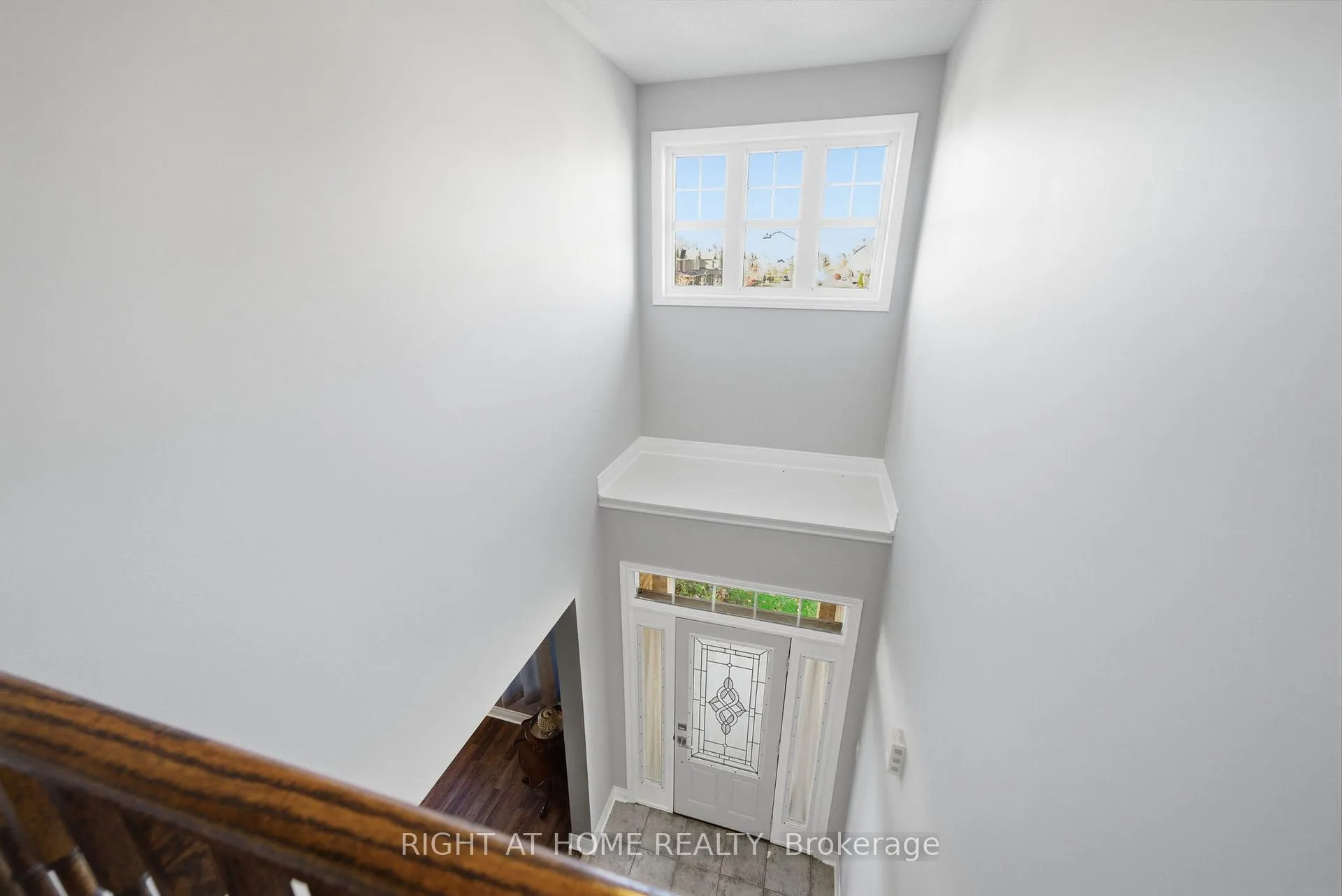 Photo 21 of 11 Mason Drive, New Tecumseth, Alliston — HOMEH
