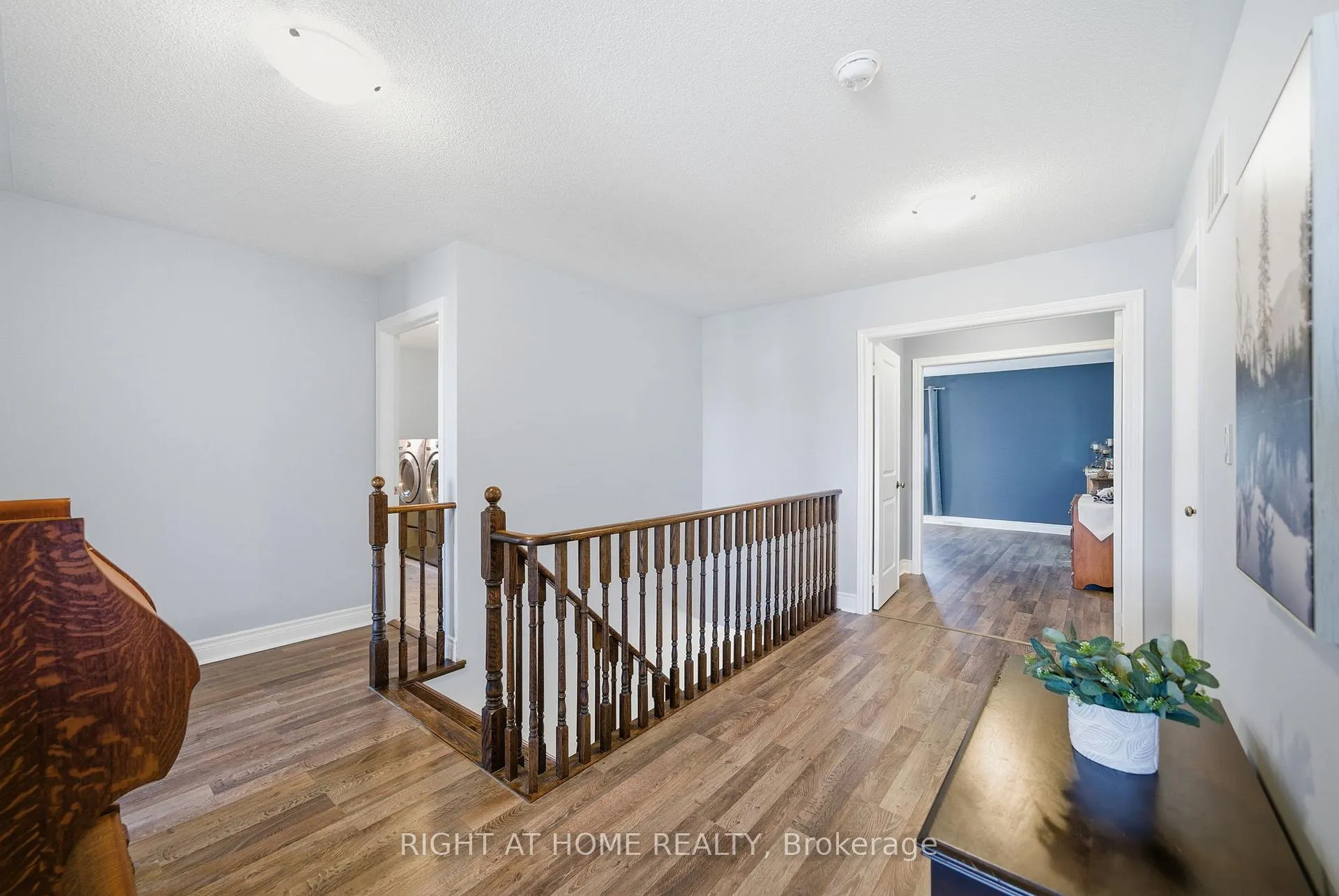 Photo 23 of 11 Mason Drive, New Tecumseth, Alliston — HOMEH