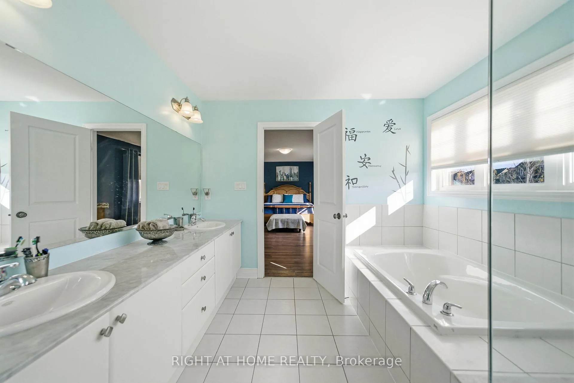 Photo 29 of 11 Mason Drive, New Tecumseth, Alliston — HOMEH