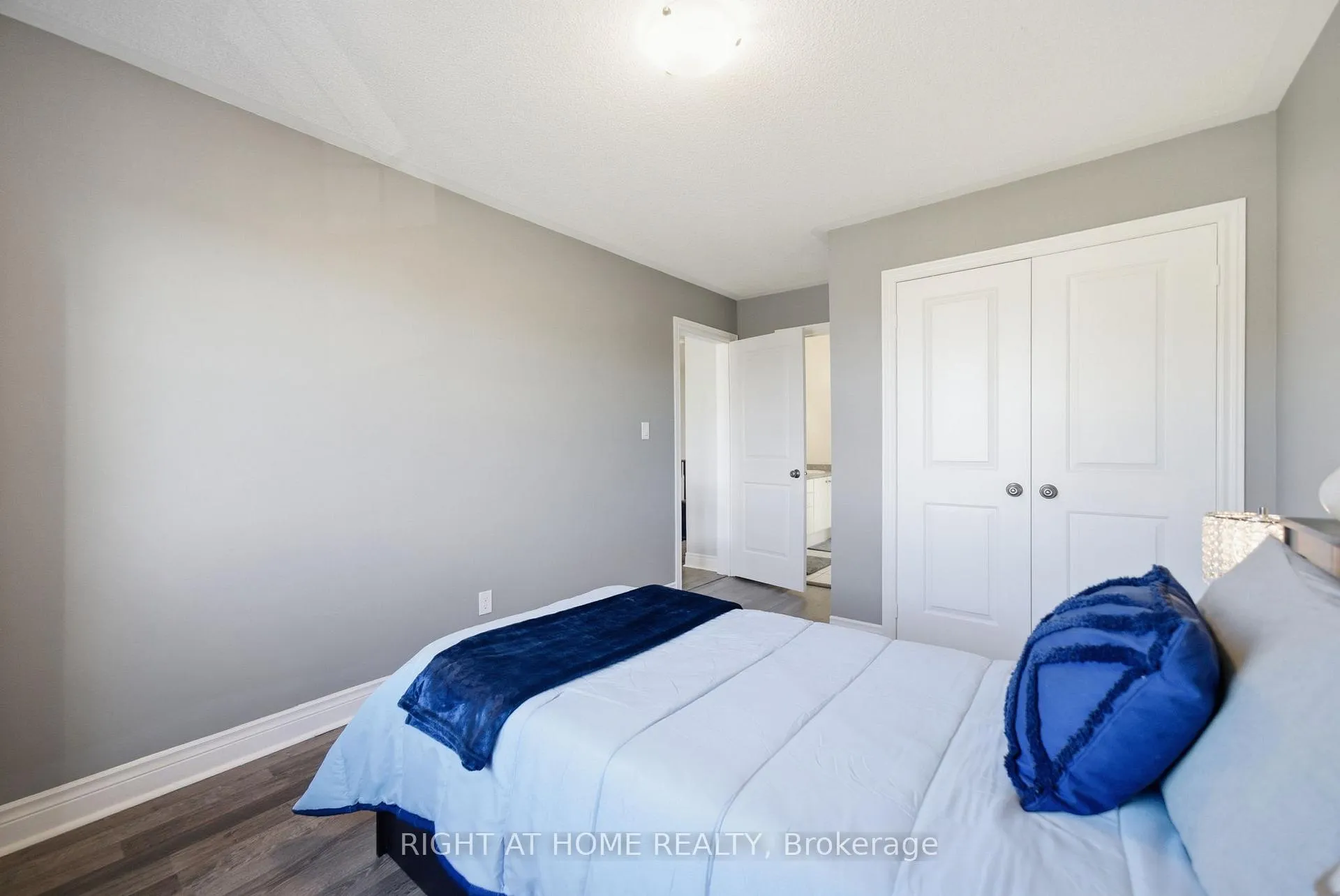 Photo 36 of 11 Mason Drive, New Tecumseth, Alliston — HOMEH