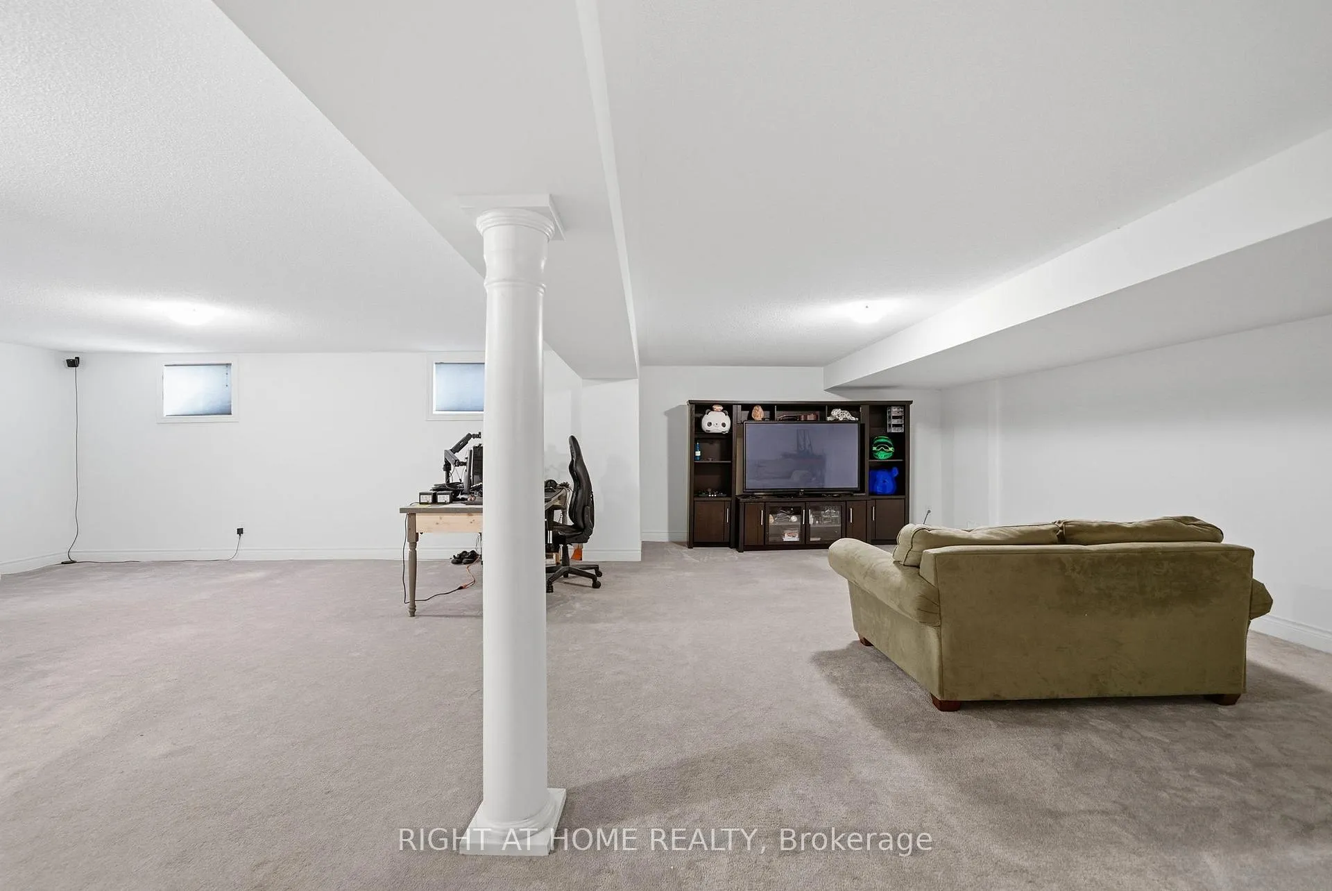 Photo 45 of 11 Mason Drive, New Tecumseth, Alliston — HOMEH