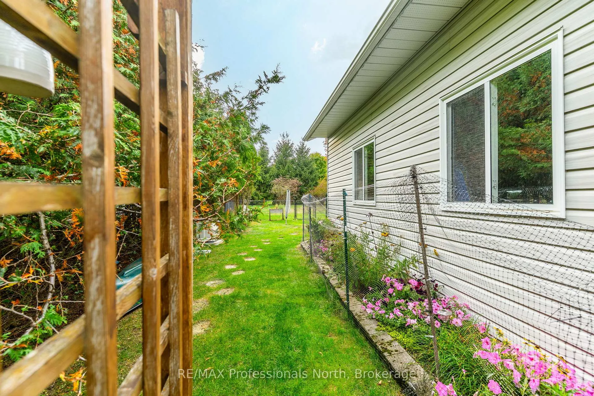 Photo 42 of 13 Glebe Road, Dysart et al, Dysart — HOMEH