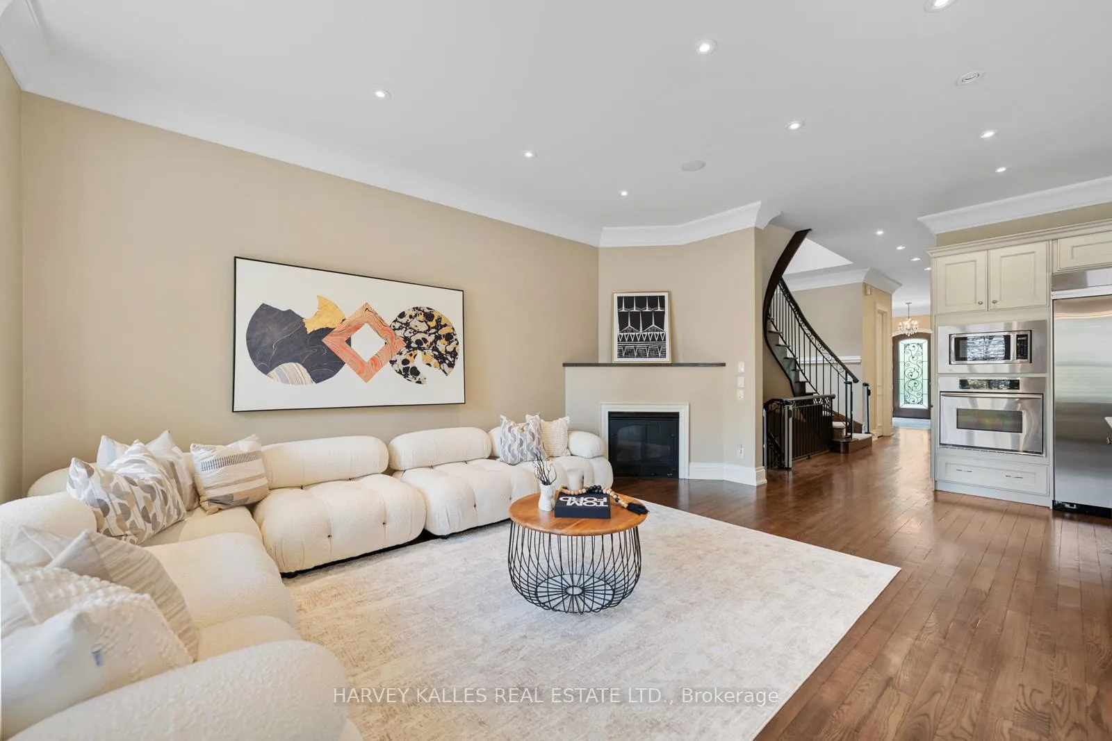 Photo 15 of 538 Woburn Avenue, Toronto, Bedford Park-Nortown — HOMEH