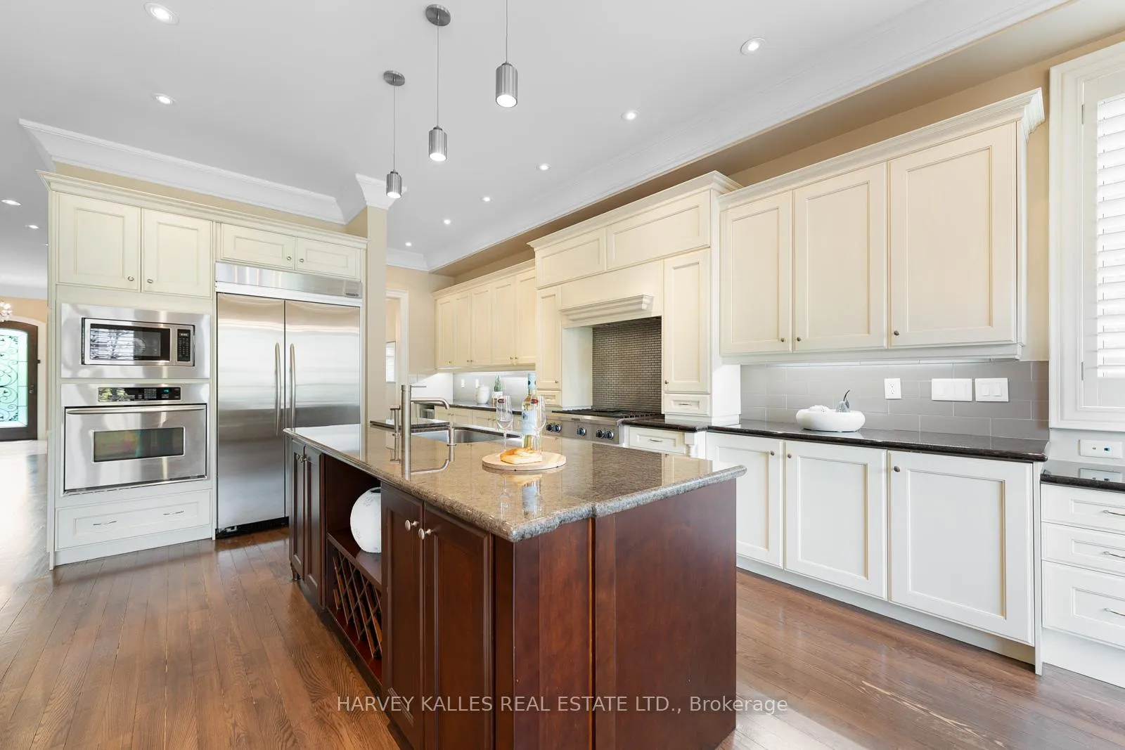 Photo 17 of 538 Woburn Avenue, Toronto, Bedford Park-Nortown — HOMEH