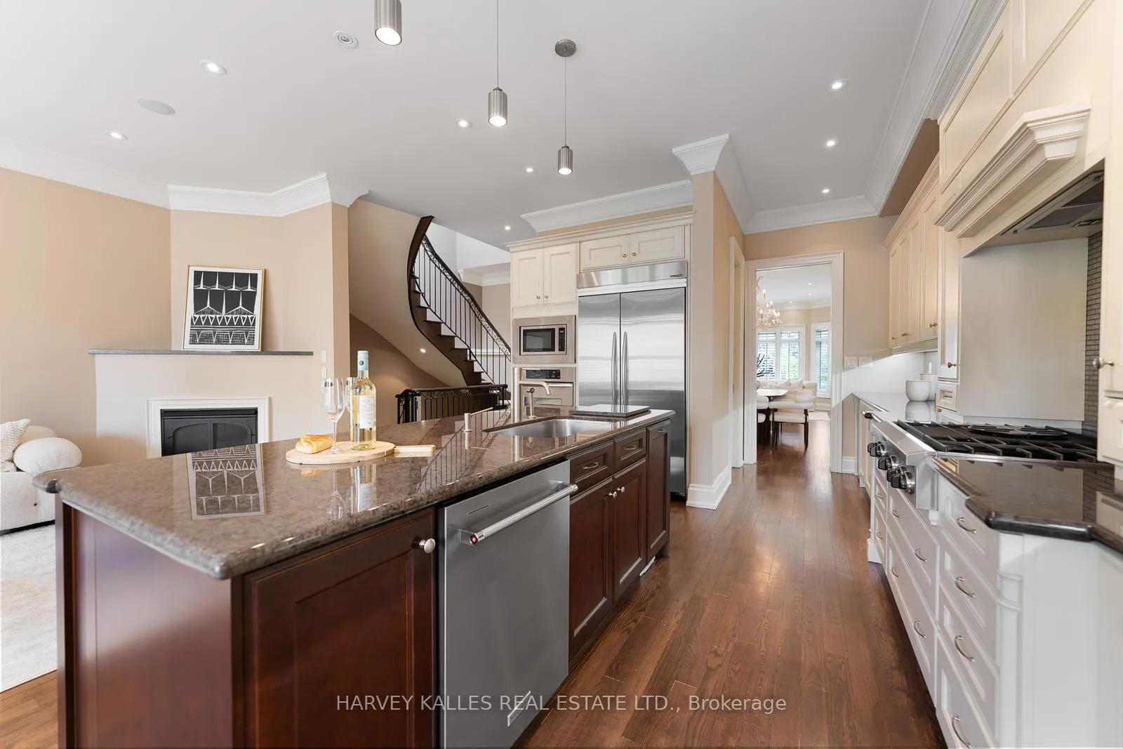 Photo 20 of 538 Woburn Avenue, Toronto, Bedford Park-Nortown — HOMEH