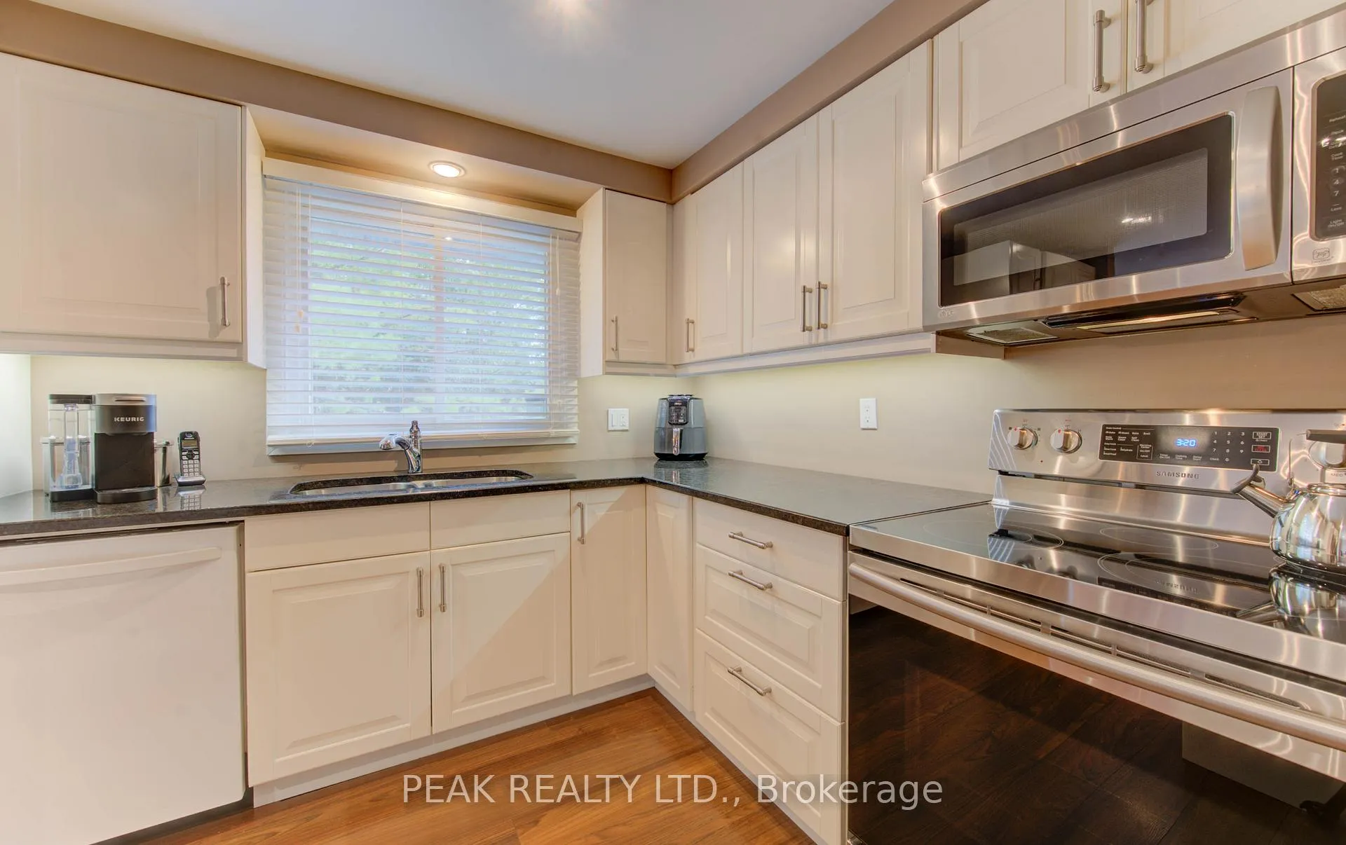 Photo 13 of 45 Shuh Avenue, Kitchener — HOMEH