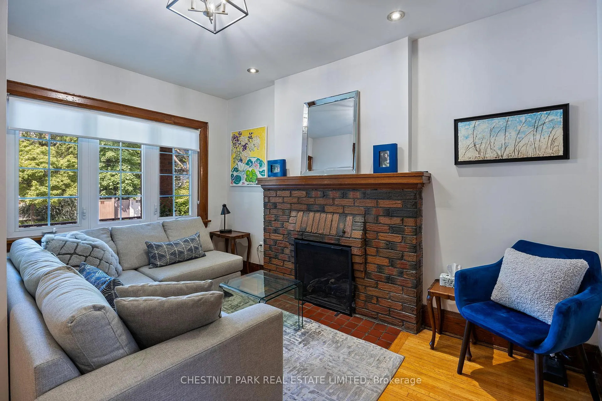 Photo 5 of 211 Greer Road, Toronto, Lawrence Park North — HOMEH