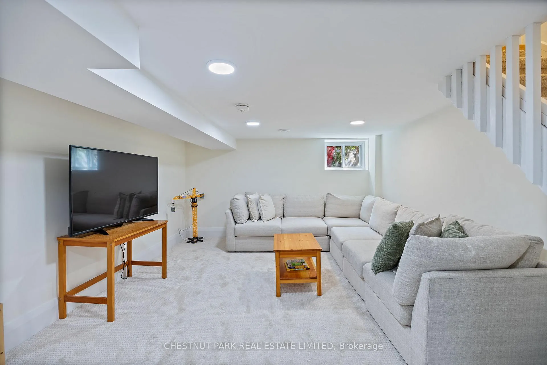 Photo 19 of 211 Greer Road, Toronto, Lawrence Park North — HOMEH