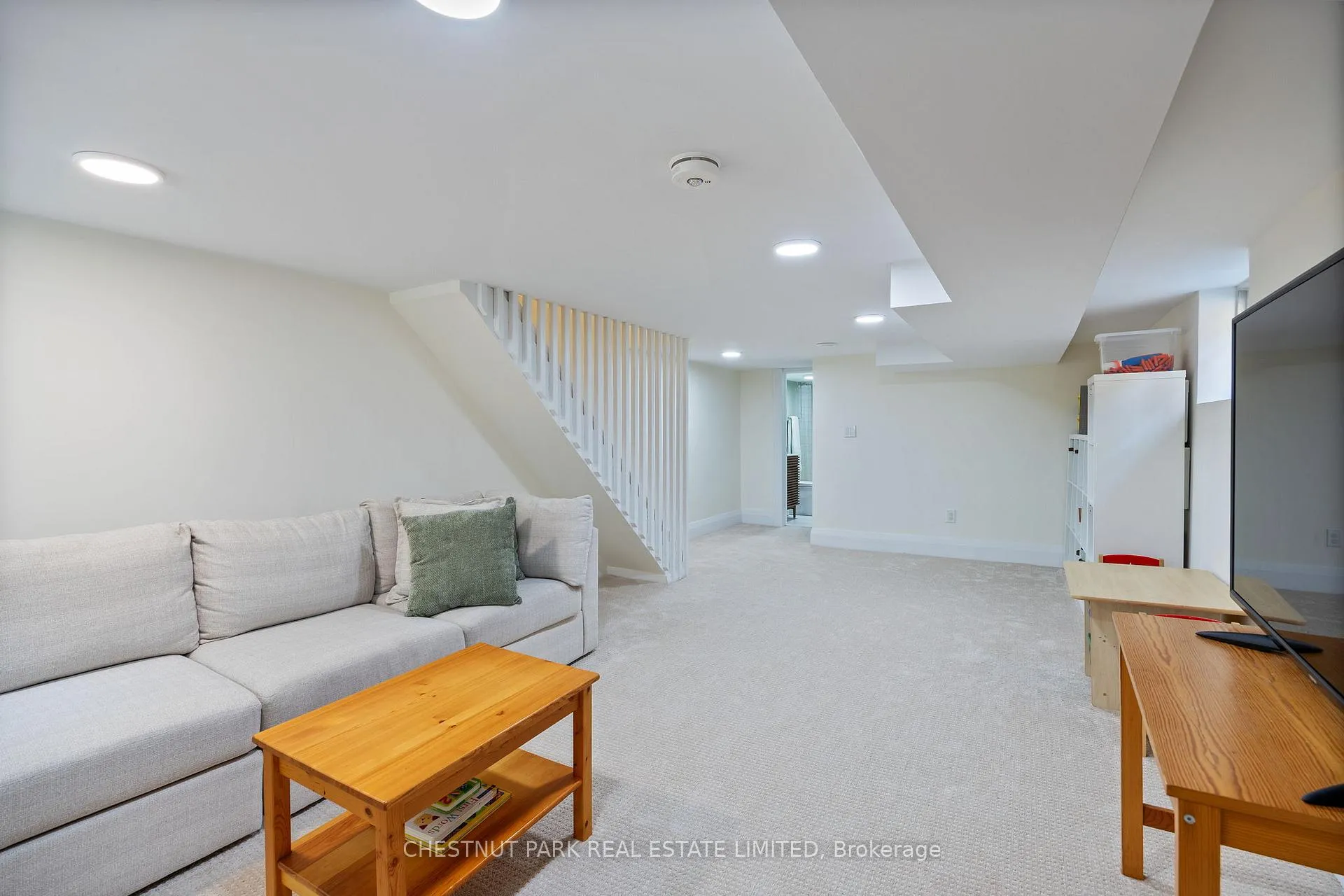 Photo 20 of 211 Greer Road, Toronto, Lawrence Park North — HOMEH