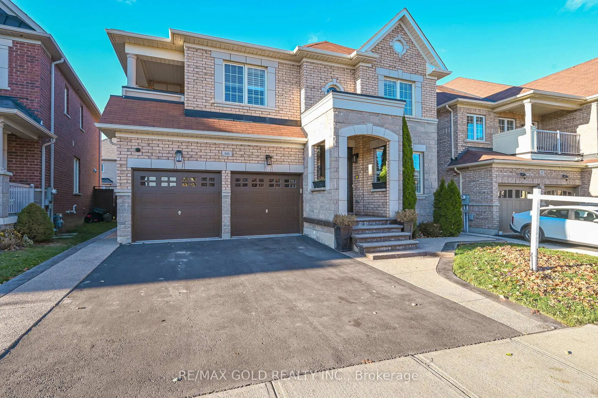 Photo 2 of 66 Kalmia Road, Brampton, Credit Valley — HOMEH