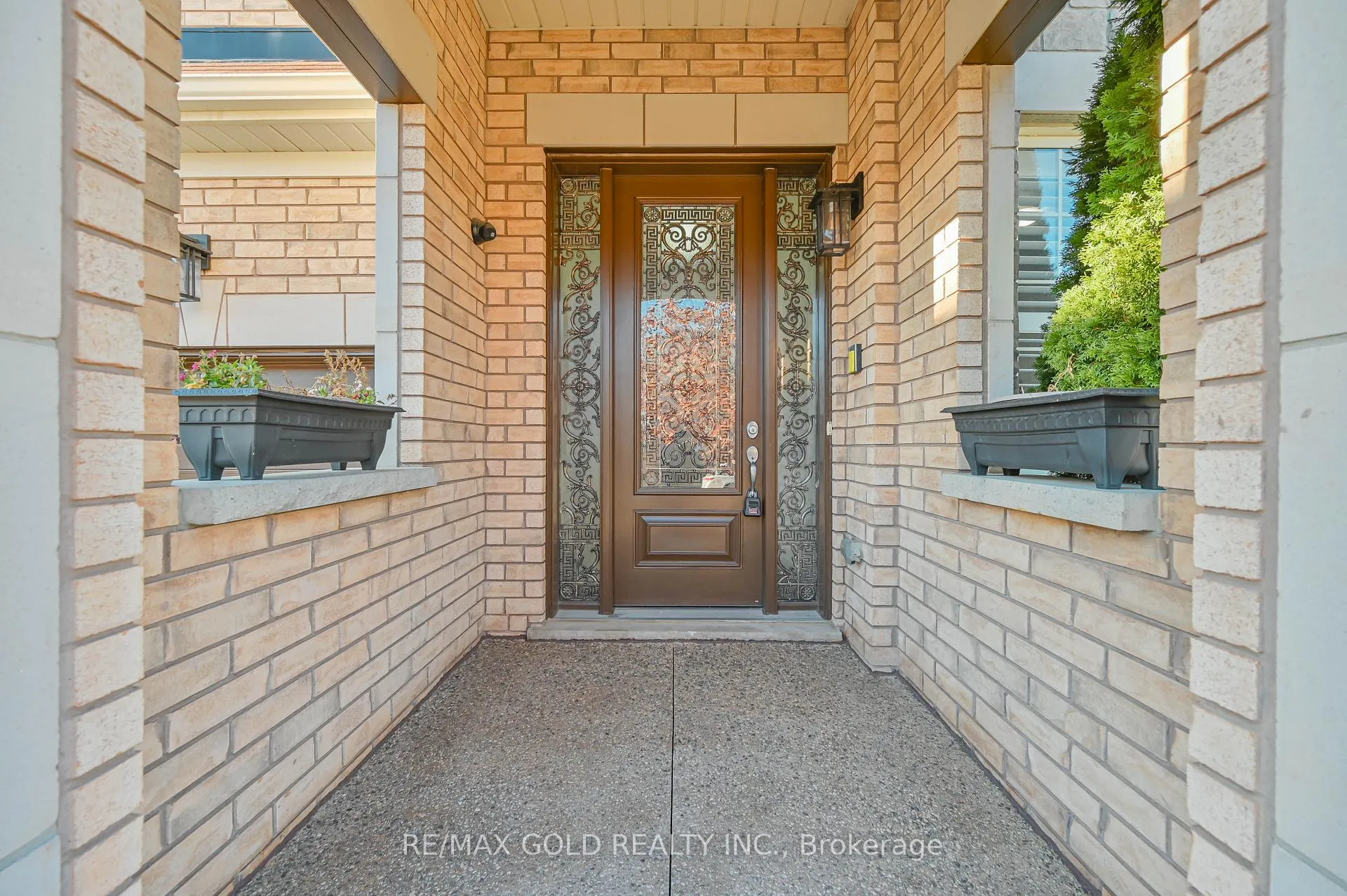 Photo 3 of 66 Kalmia Road, Brampton, Credit Valley — HOMEH