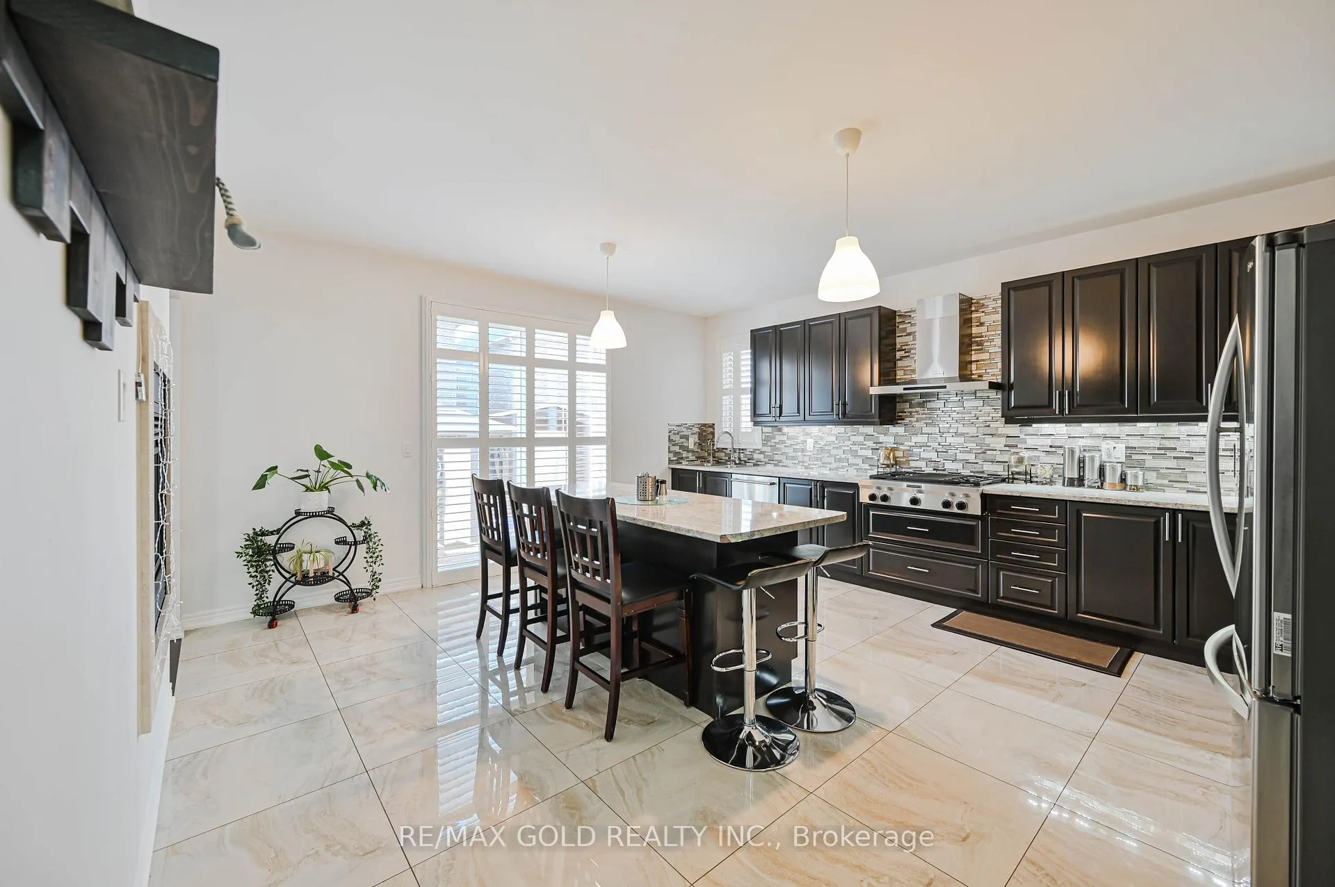Photo 7 of 66 Kalmia Road, Brampton, Credit Valley — HOMEH