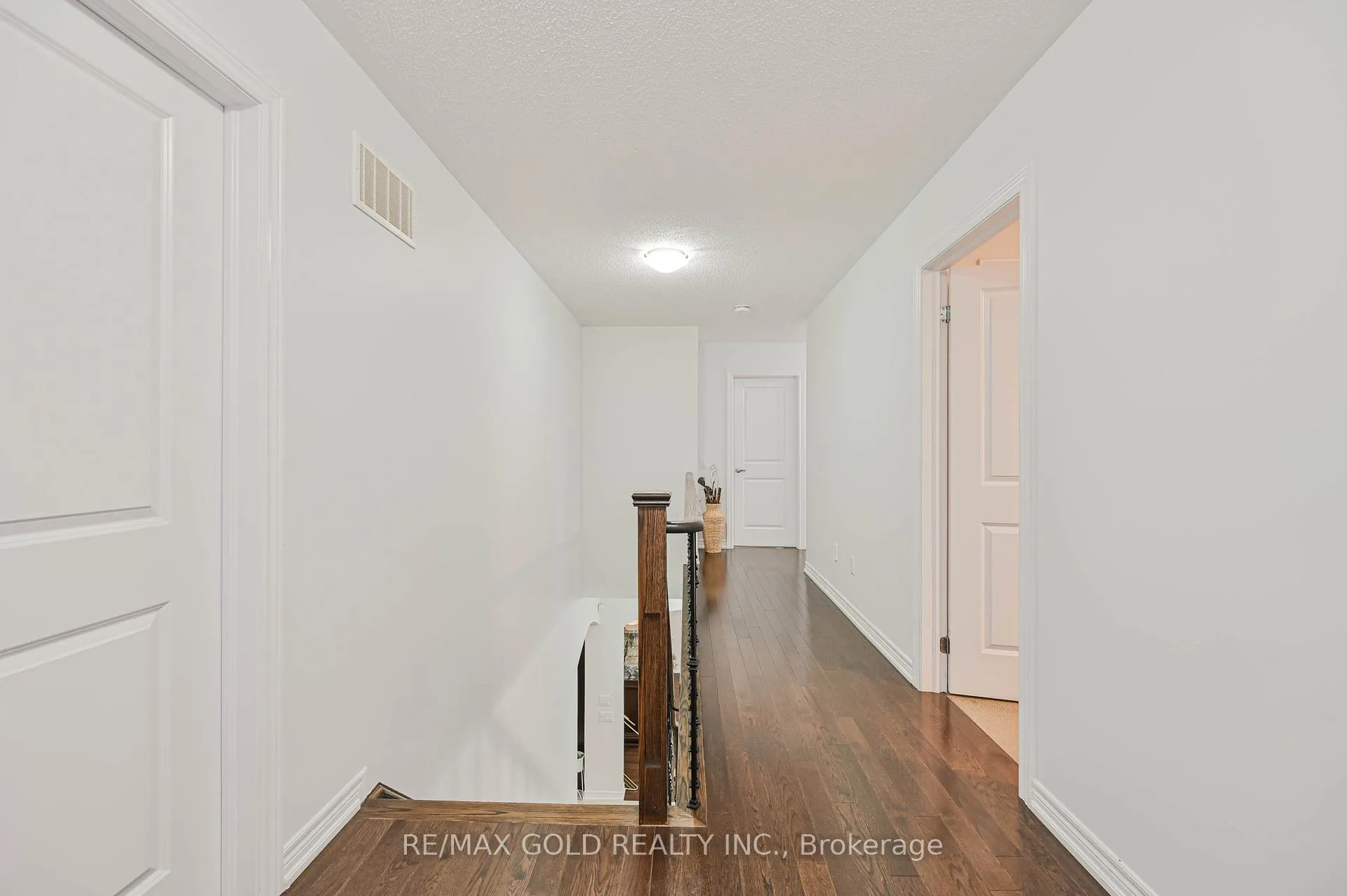 Photo 21 of 66 Kalmia Road, Brampton, Credit Valley — HOMEH