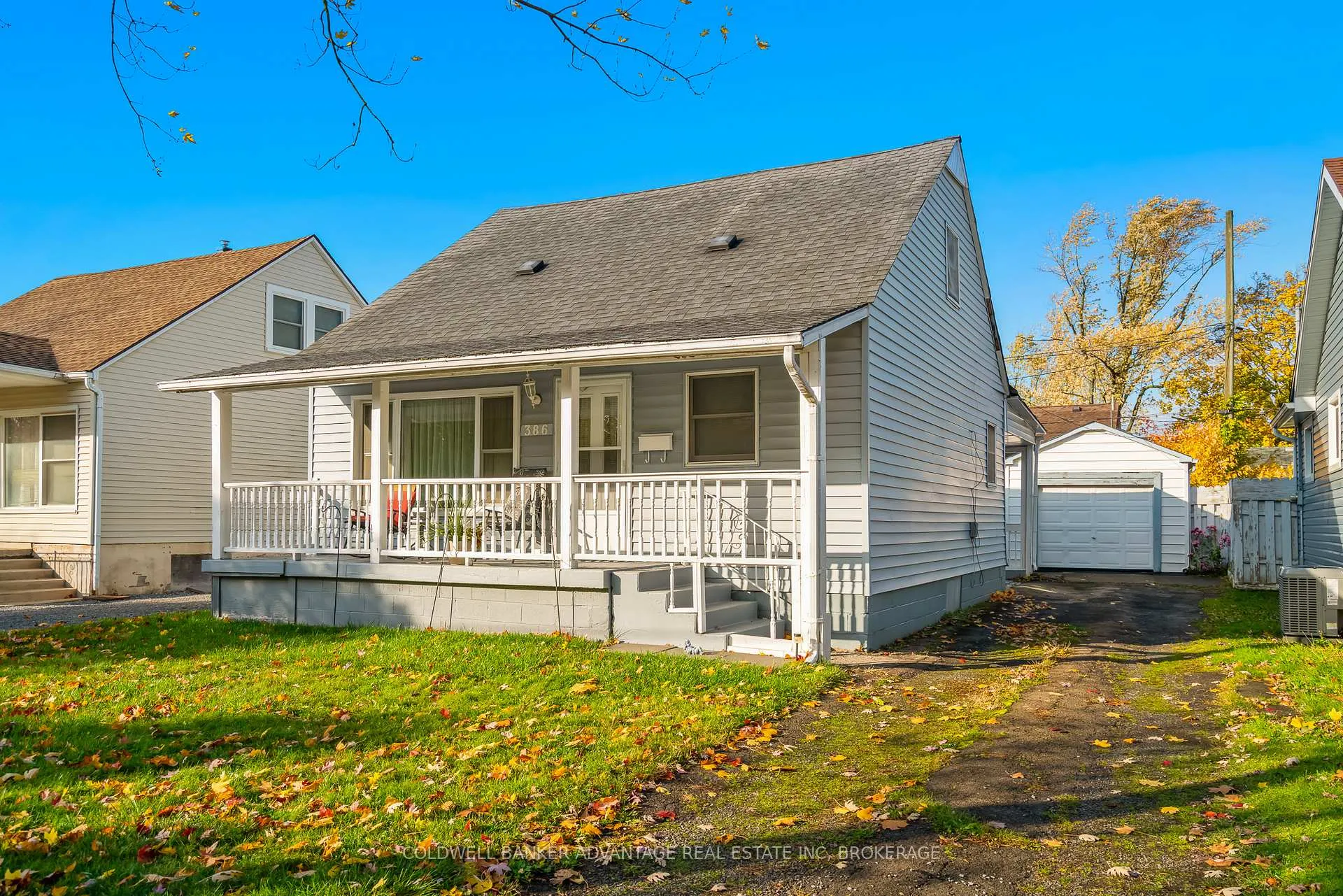Photo 2 of 386 Simpson Avenue, Welland, Lincoln/Crowland — HOMEH