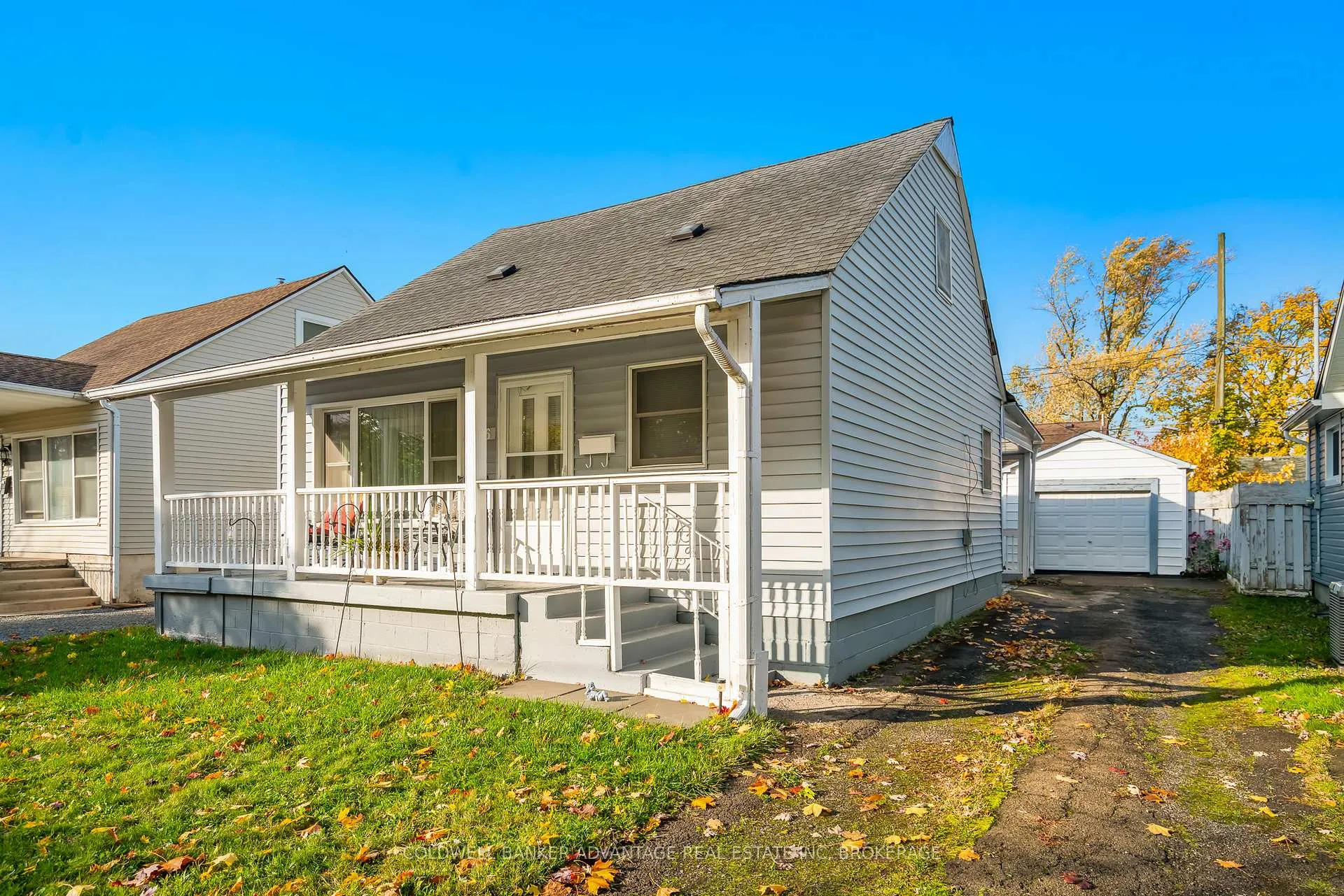 Photo 3 of 386 Simpson Avenue, Welland, Lincoln/Crowland — HOMEH
