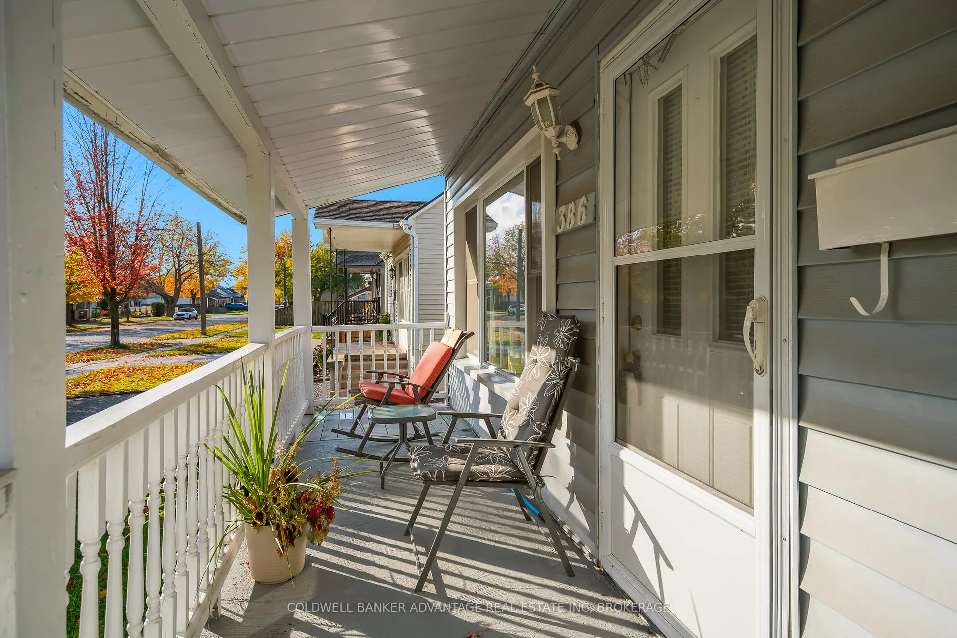 Photo 5 of 386 Simpson Avenue, Welland, Lincoln/Crowland — HOMEH