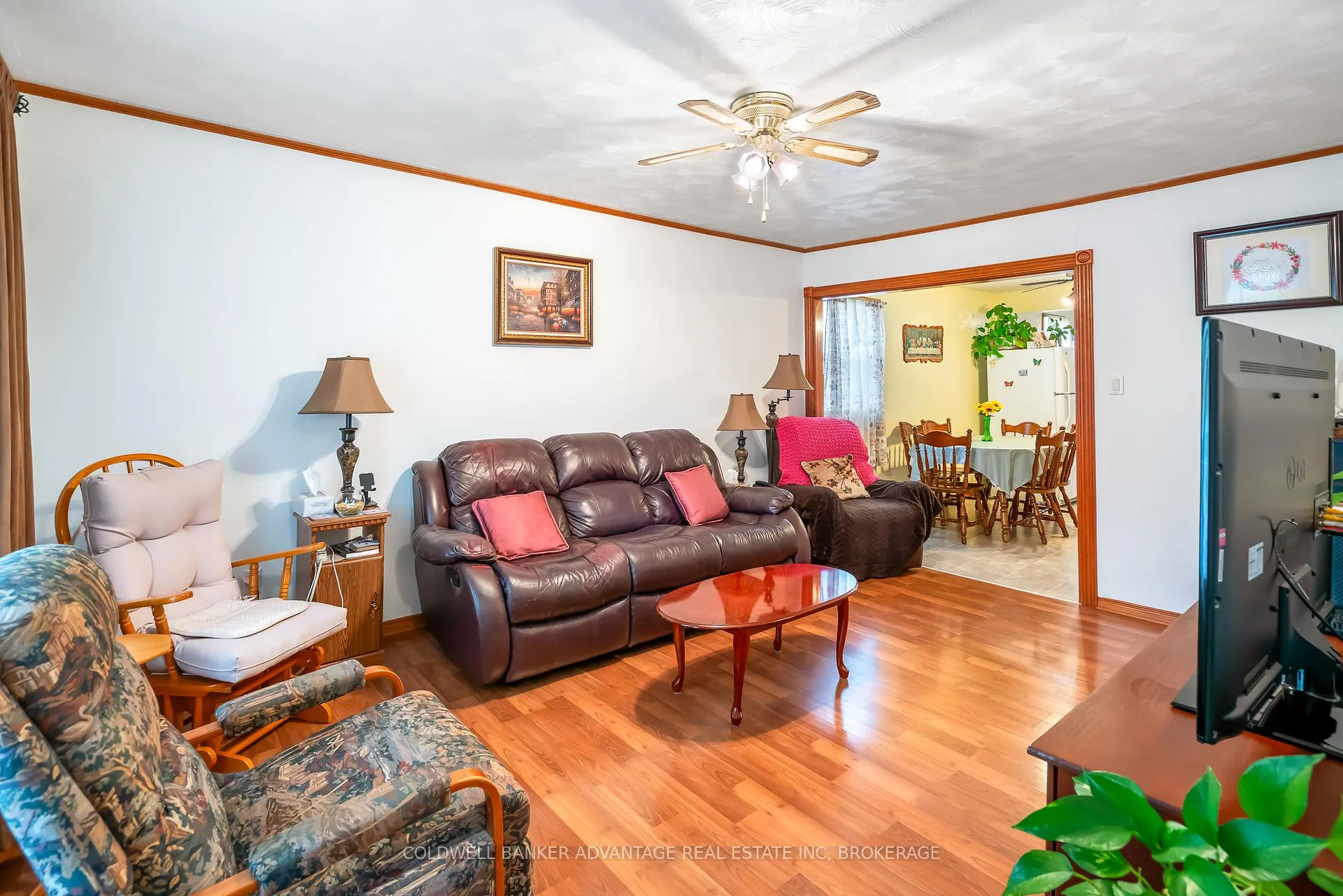 Photo 8 of 386 Simpson Avenue, Welland, Lincoln/Crowland — HOMEH
